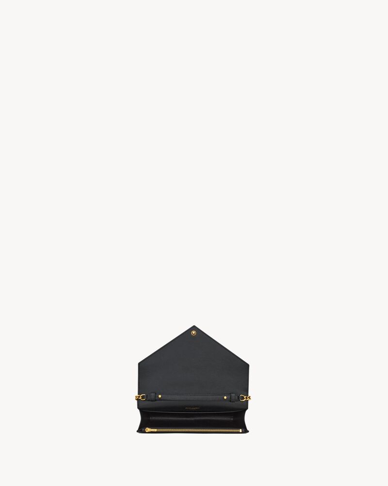 PARIS chain wallet in GRAIN DE POUDRE leather in Black | Saint