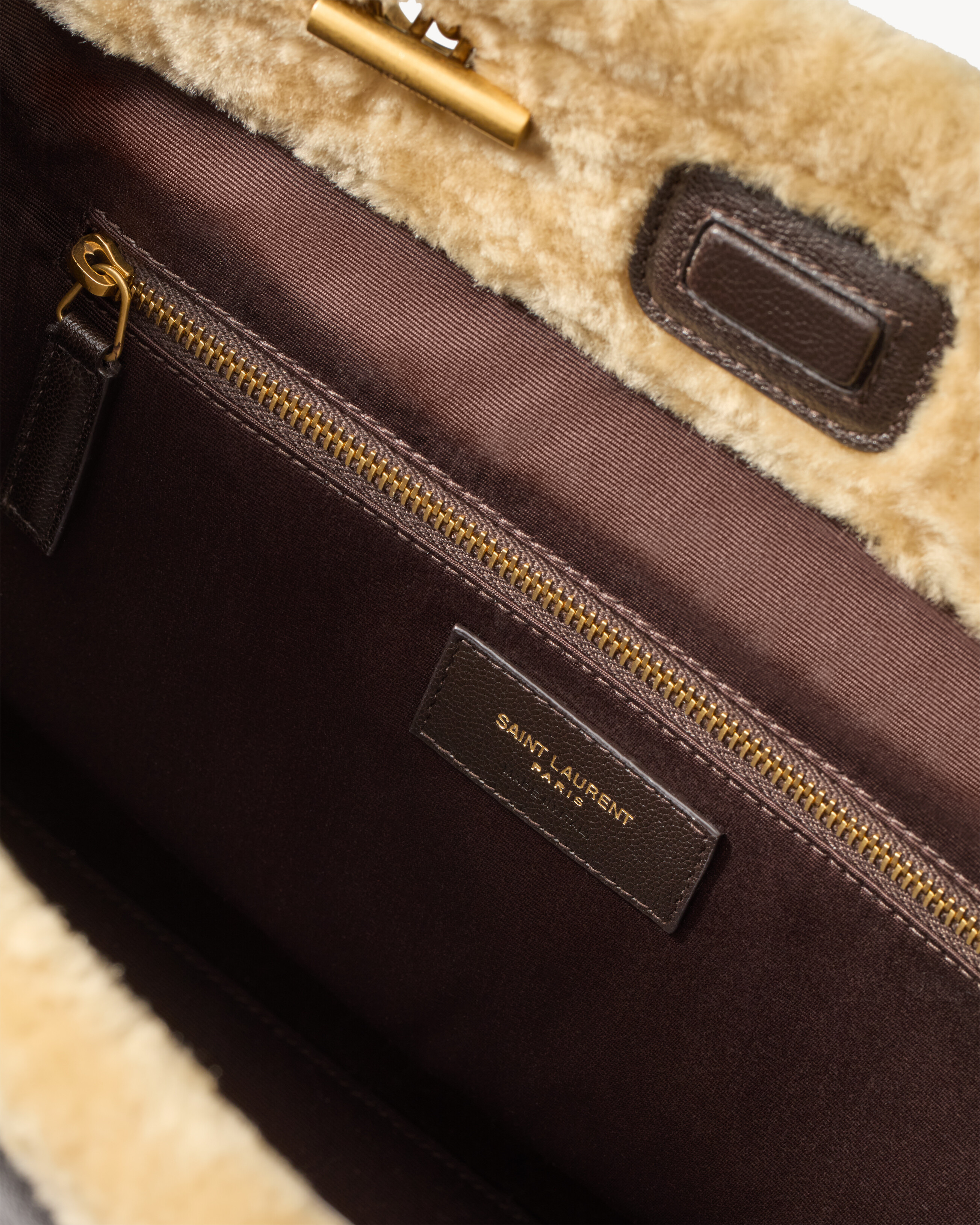 NIKI shopping en cuir et shearling