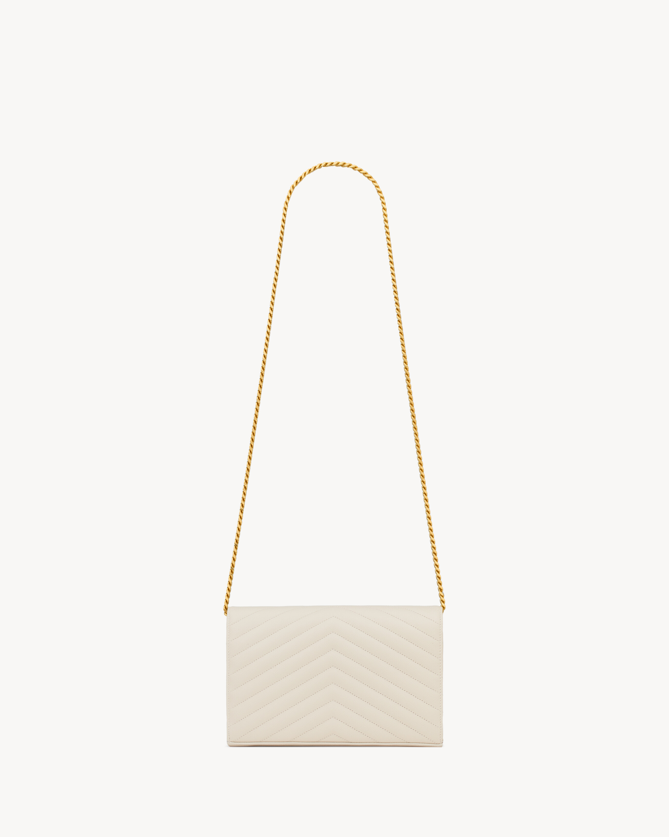 CLASSIC CASSANDRE CHAIN WALLET IN GRAIN DE POUDRE LEATHER