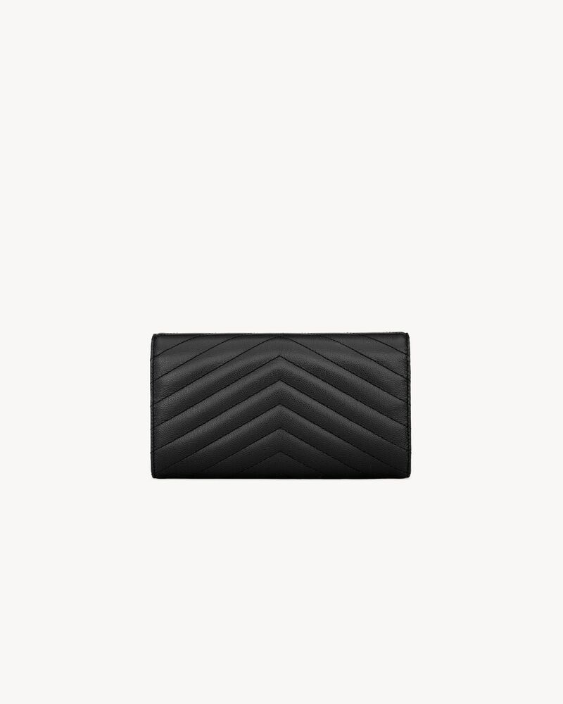 CARTERA GRANDE CON SOLAPA CASSANDRE MATELASSÉ DE PIEL REPUJADA GRAIN DE POUDRE