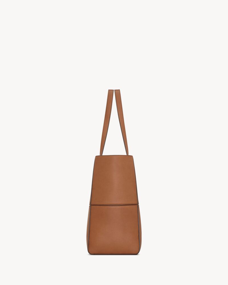 SAINT LAURENT PARIS small 4 CARRÉ tote in leather