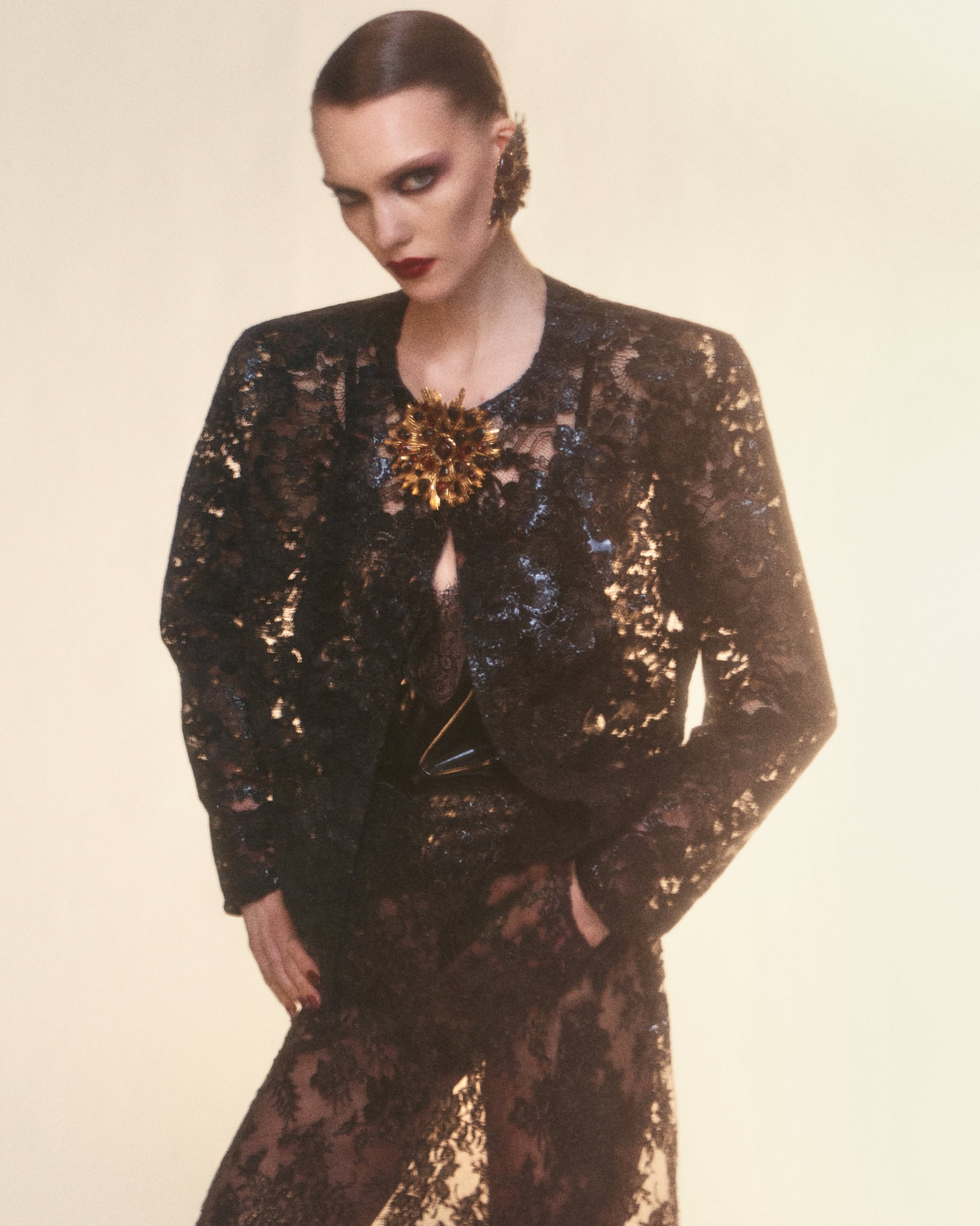 Women WINTER 26 SHOP > Single 9 BLACK LACE GILET