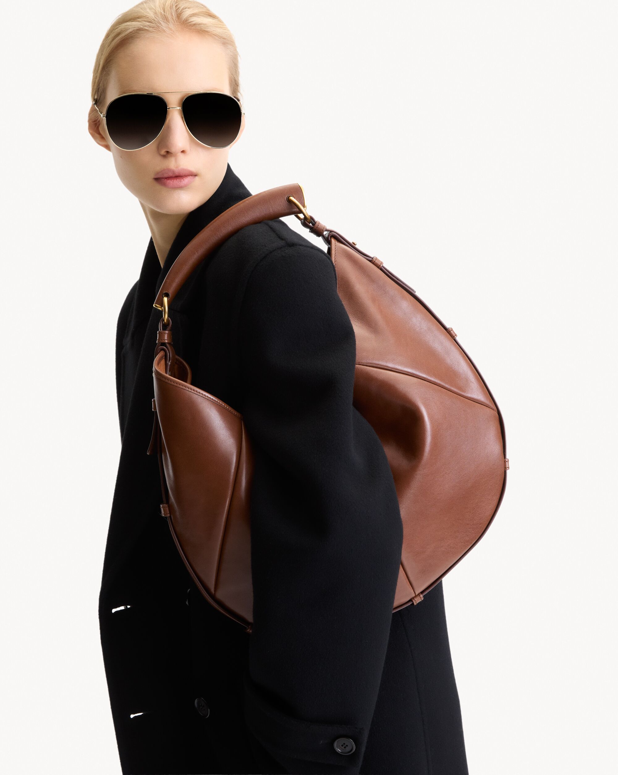 MOMBASA medium in smooth leather
