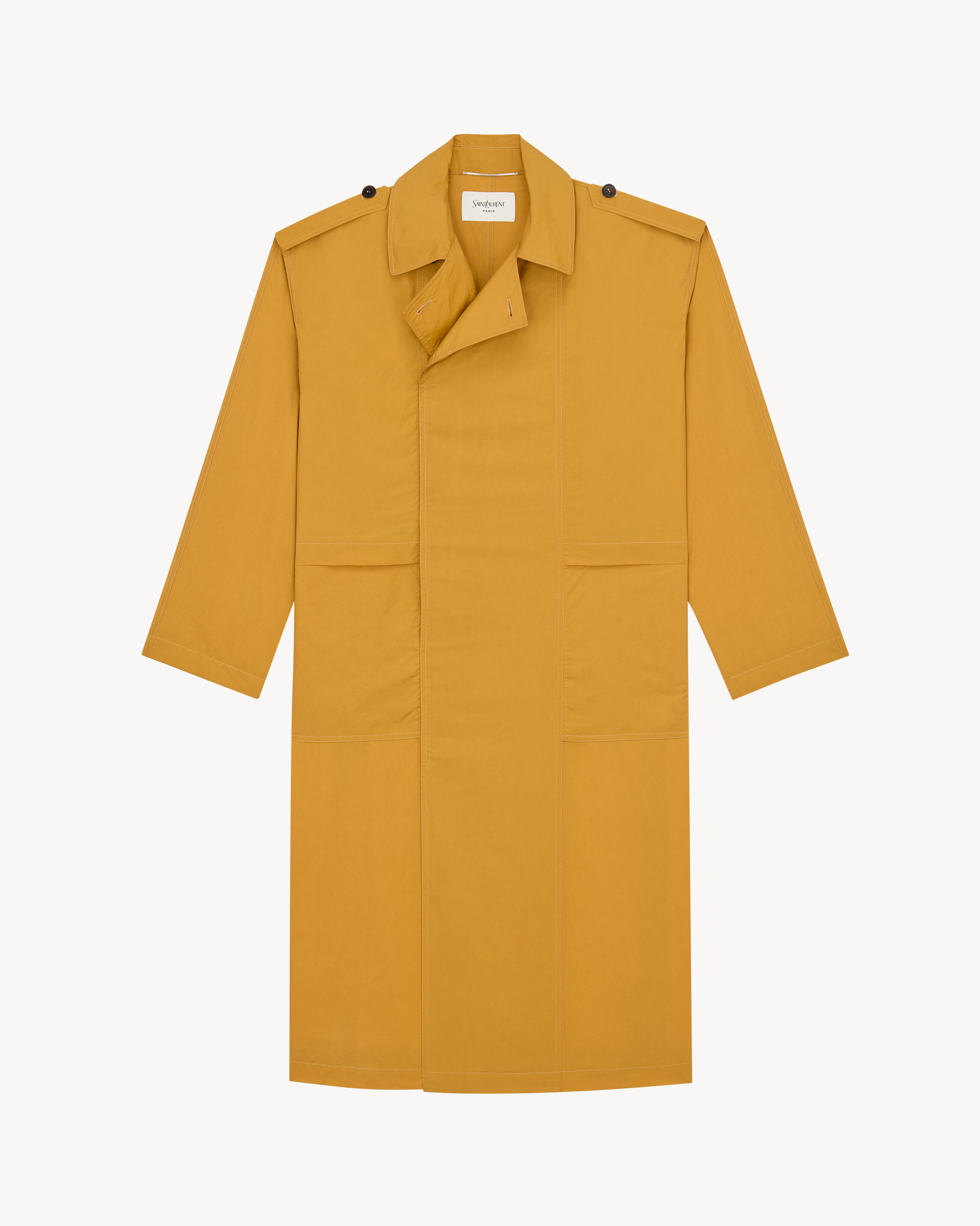 Trenchcoat mit breiten Schultern aus Seide