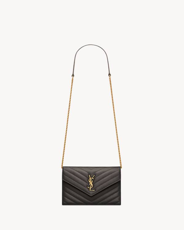 CASSANDRE envelope chain wallet in lambskin