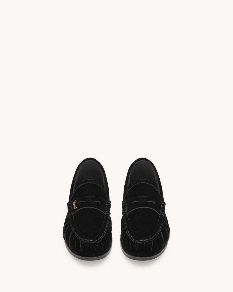LE LOAFER supple in velvet