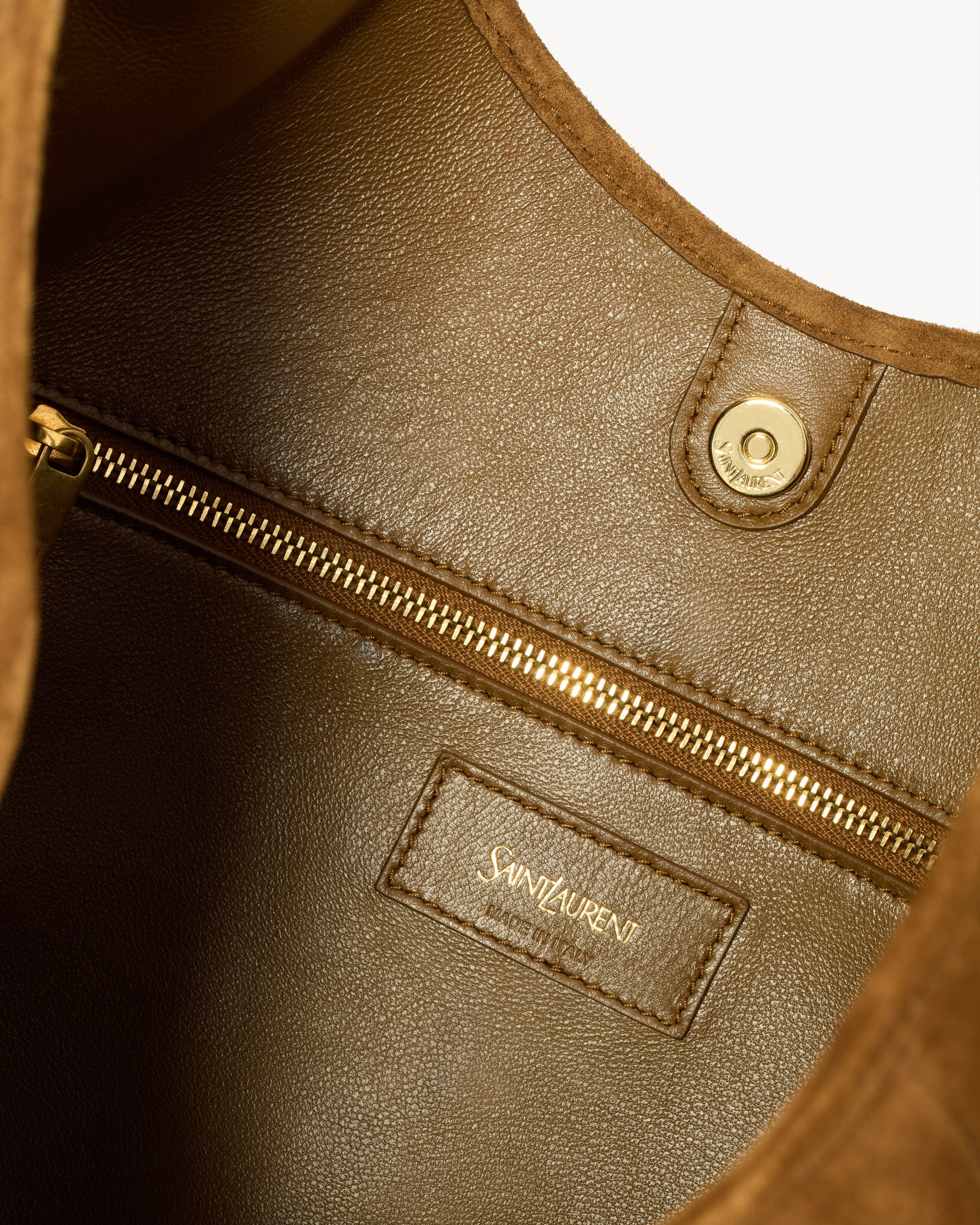 MOMBASA medium in suede