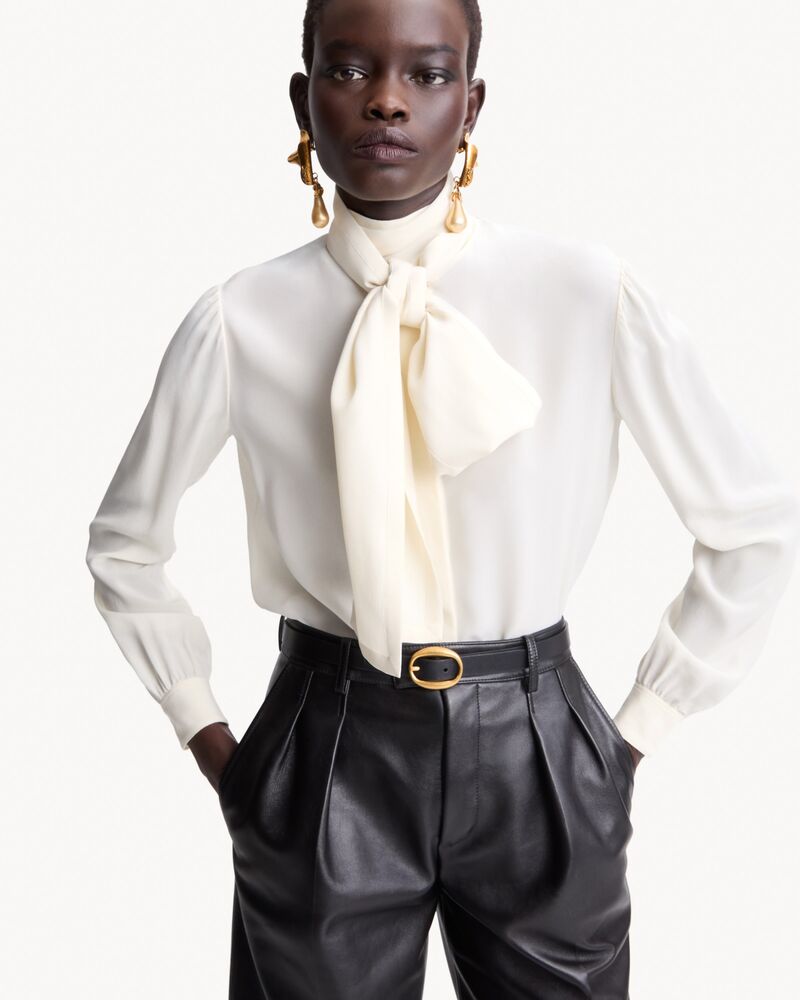 lavallière blouse in silk crepe de chine