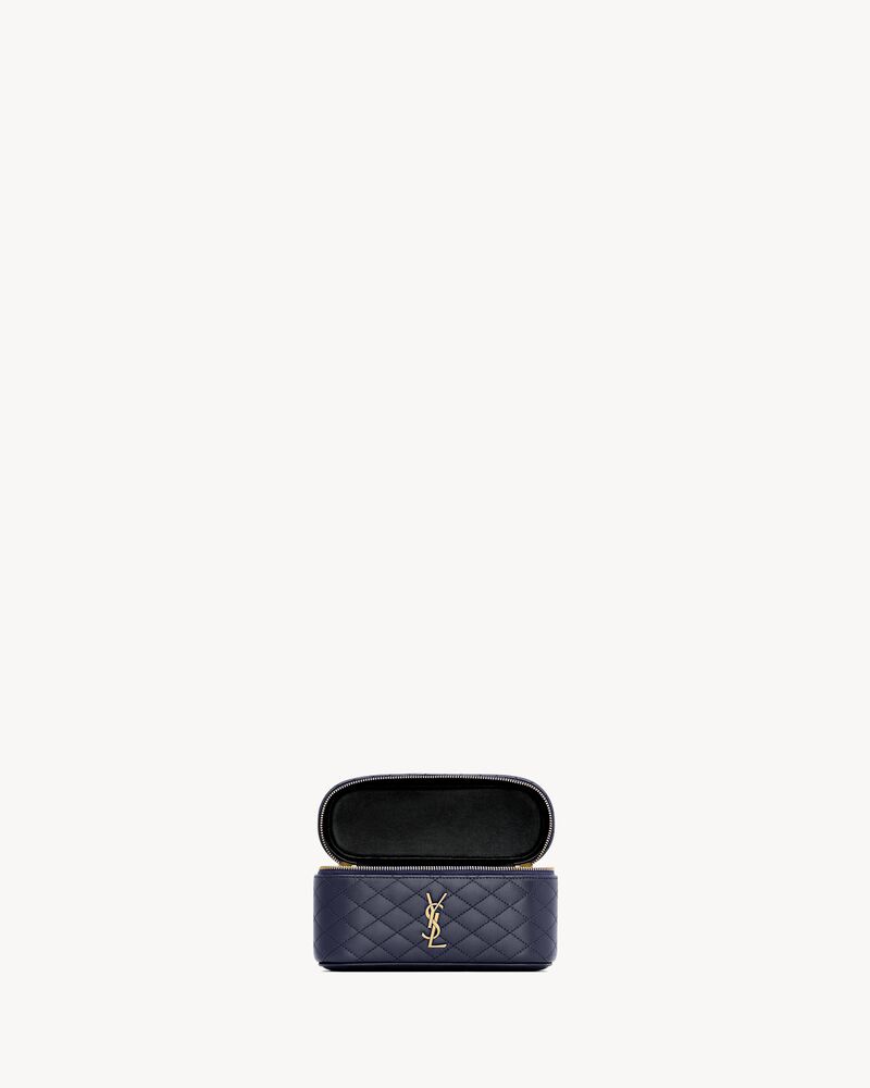 YVES SAINT LAURENT ショルダー Saint Laurent Lou Quilted Crossbody Bag | Black | FARFETCH
