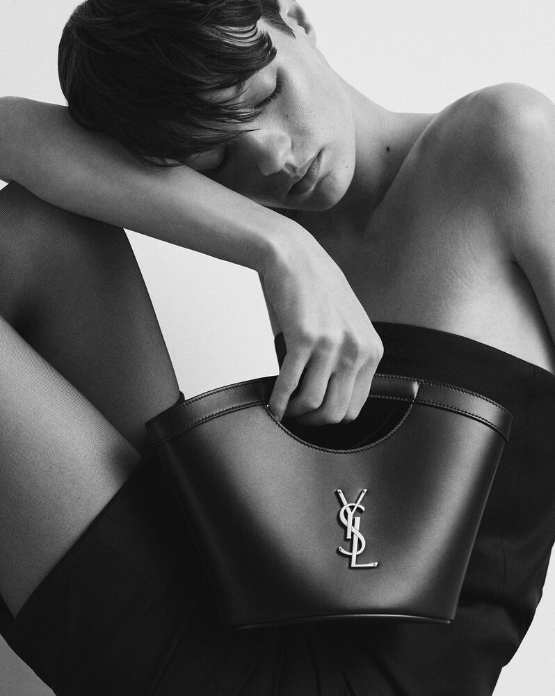 Mini tote in smooth leather | Saint Laurent | YSL.com