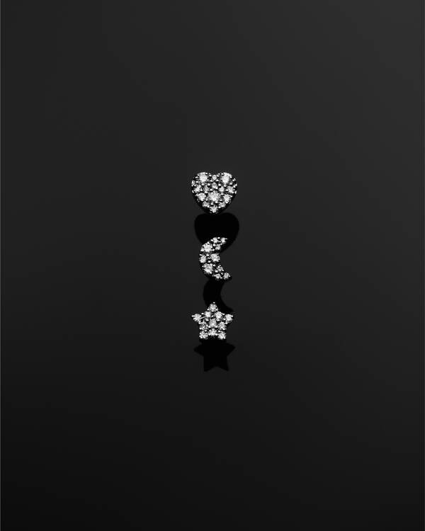 Charm brooches in 18K grey gold and diamonds in Silver | Saint
