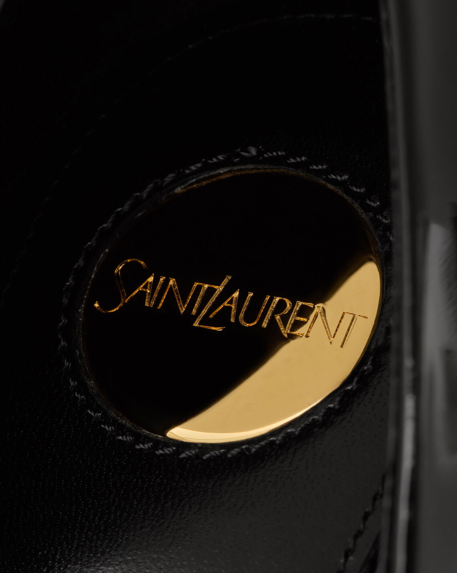 NORMA pumps in patent leather