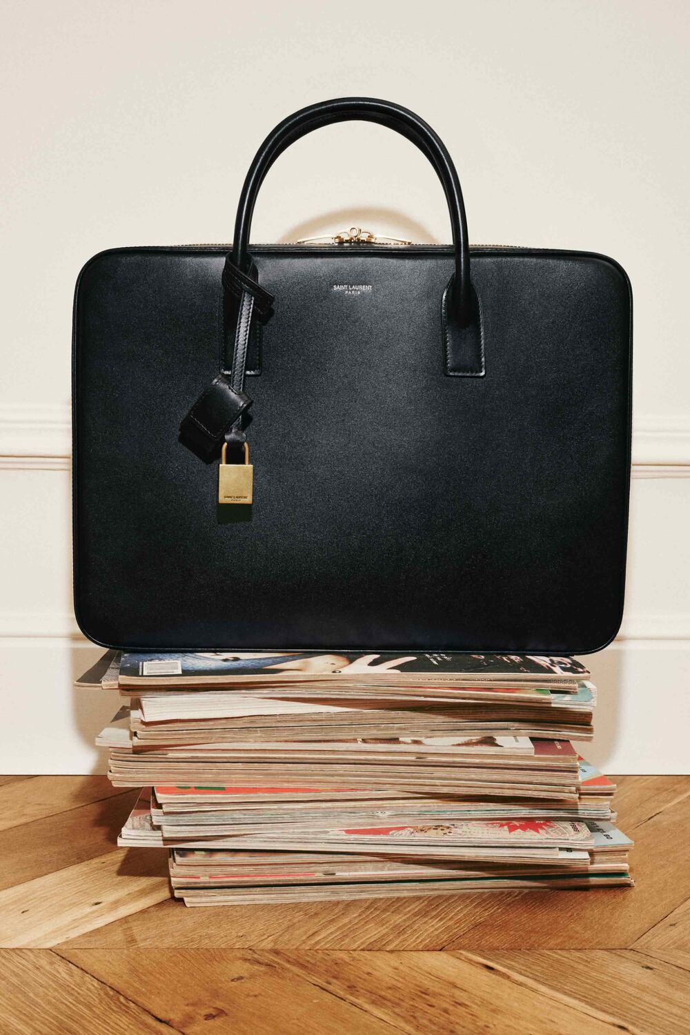 GIFTS SHOP END OF YEAR WAVE 3 > Single 12 MEN SAC DE JOUR