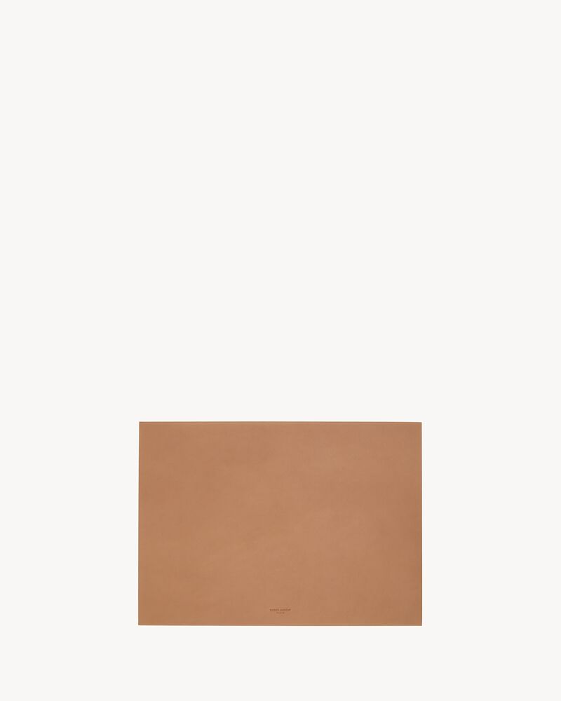 BOX IN VEGETABLE-TANNED LEATHER