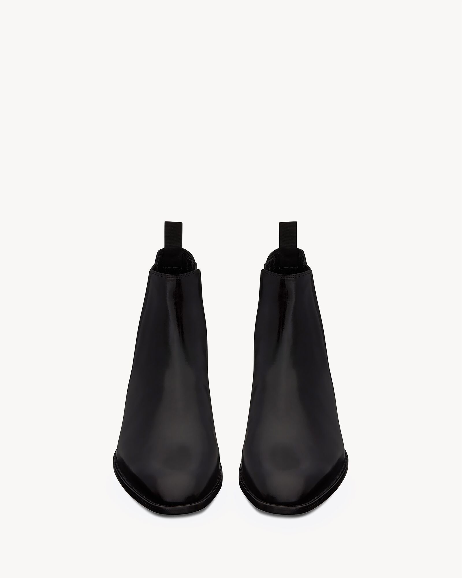wyatt chelsea boots in smooth leather