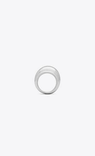 asymmetrischer ring aus metall