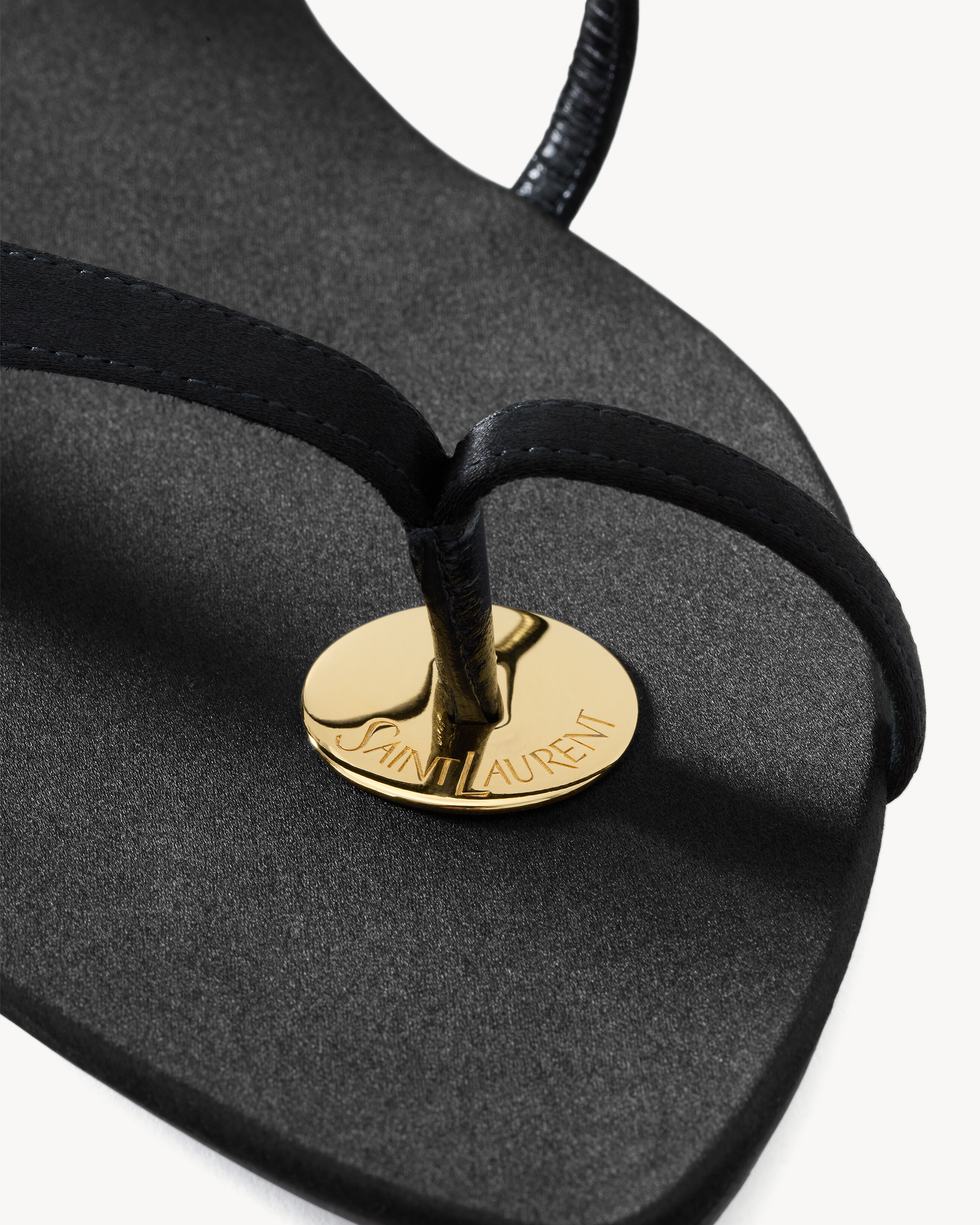 TANGER slides in satin crepe