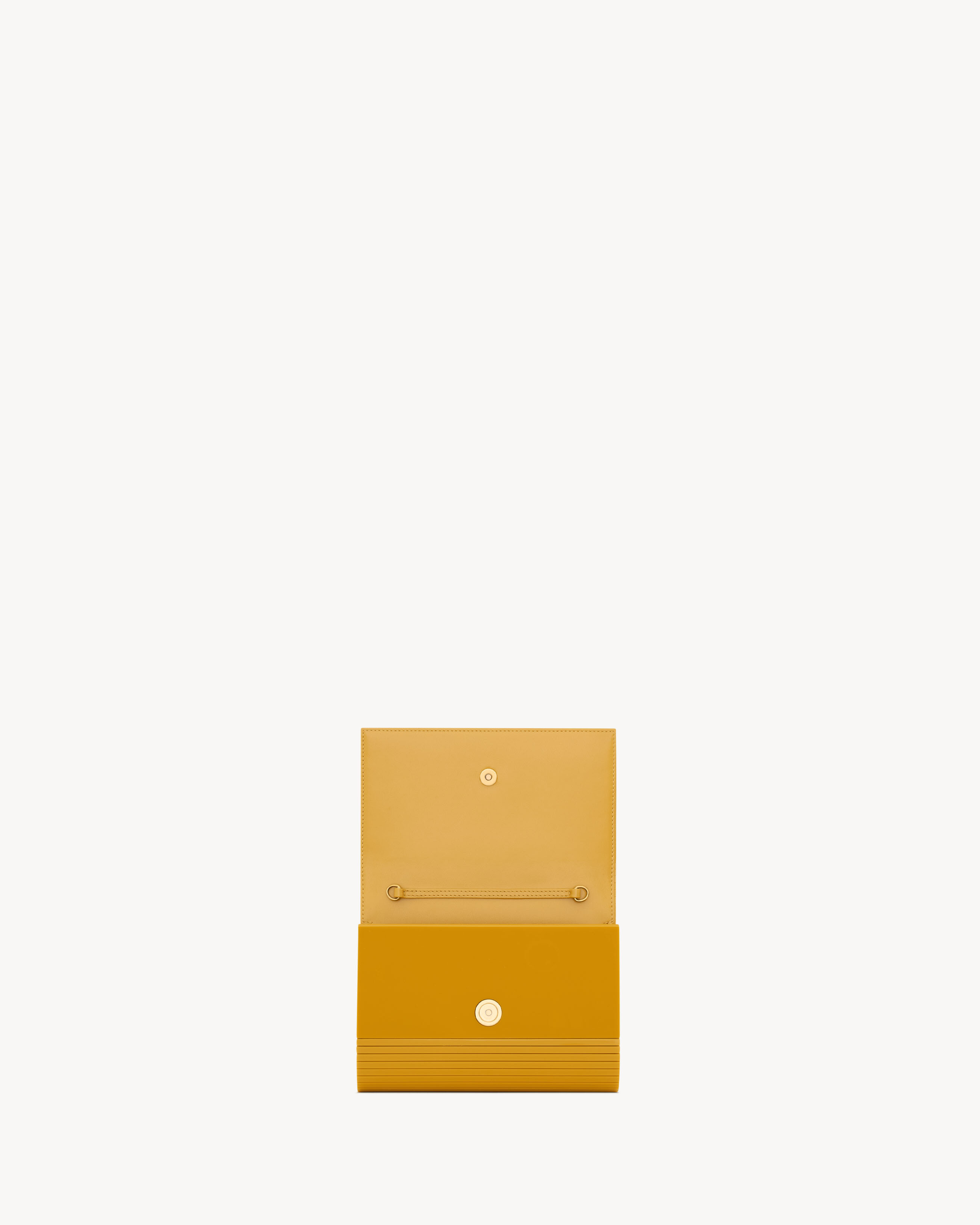 VICKY MINAUDIÈRE in PLEXIGLAS