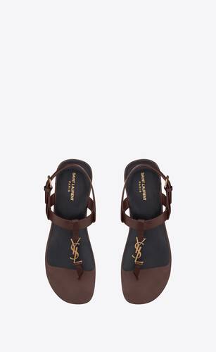 cassandre金色字母标志光滑皮革平底凉鞋
