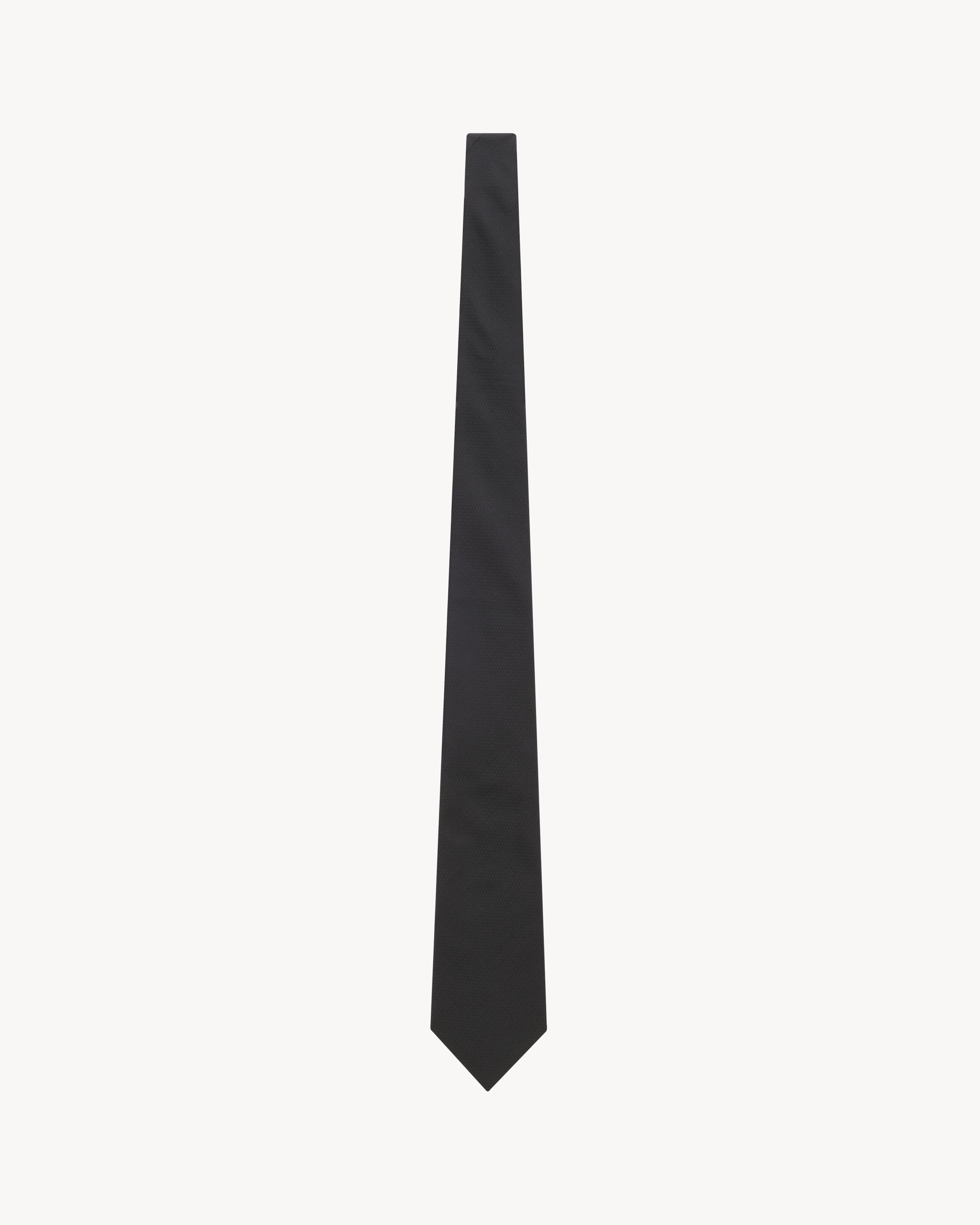 wide tie in striped silk jacquard