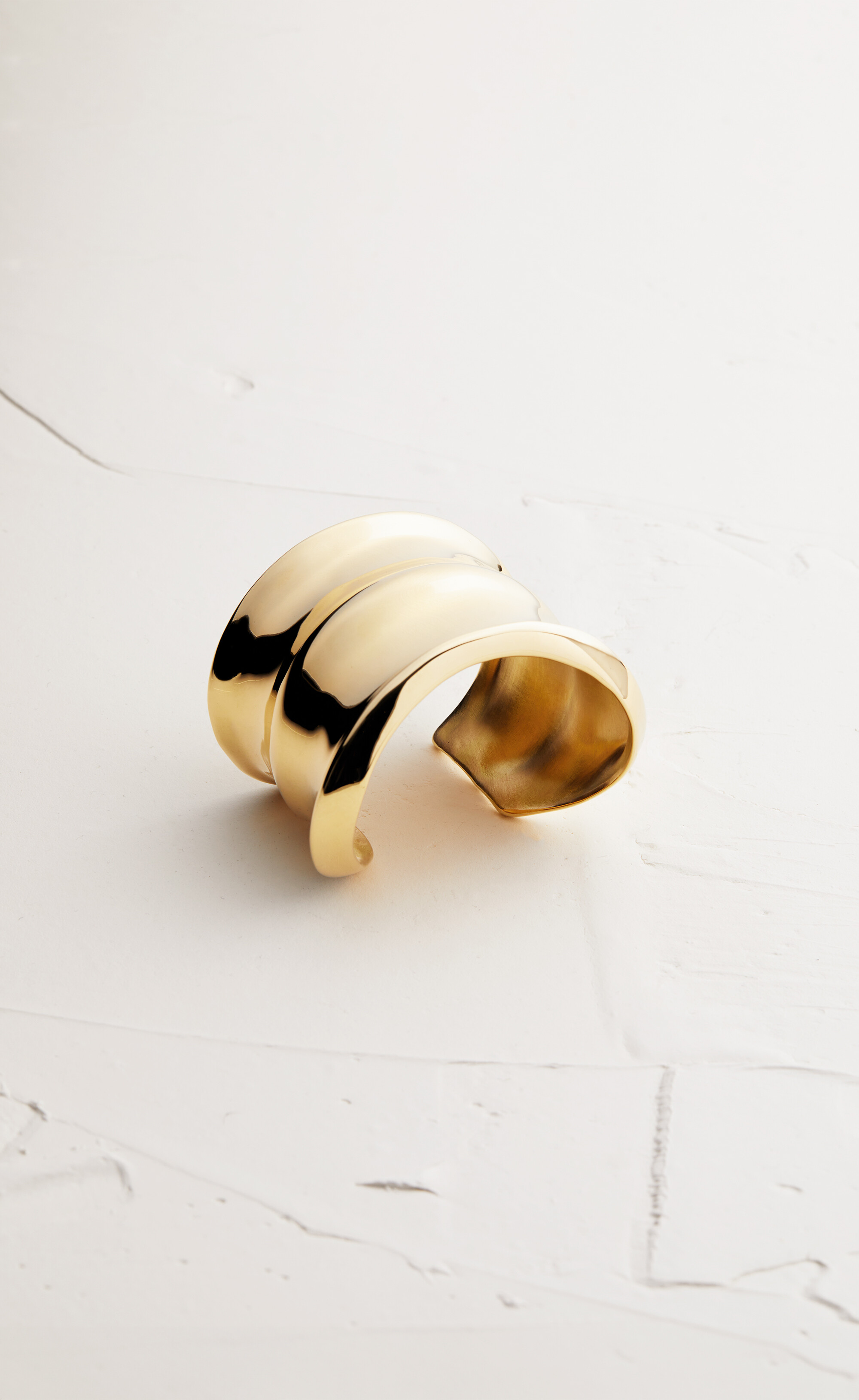 Brazalete en forma de bambú de oro amarillo de 18 kt