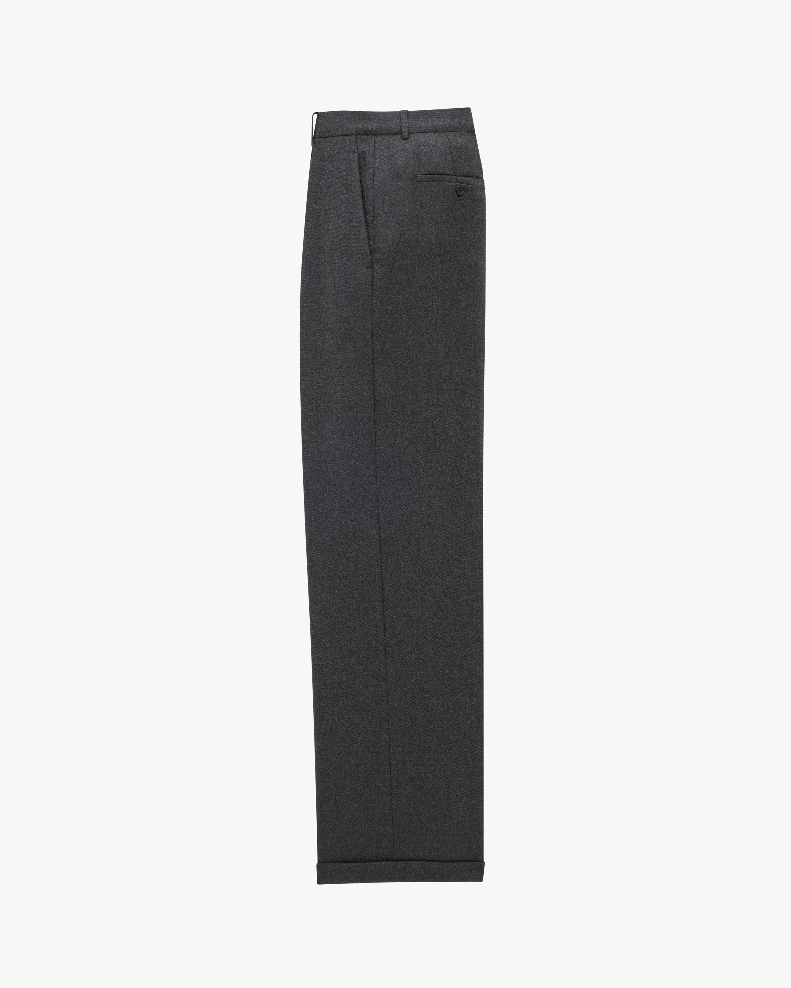 calça estilo anos 90 em cashmere