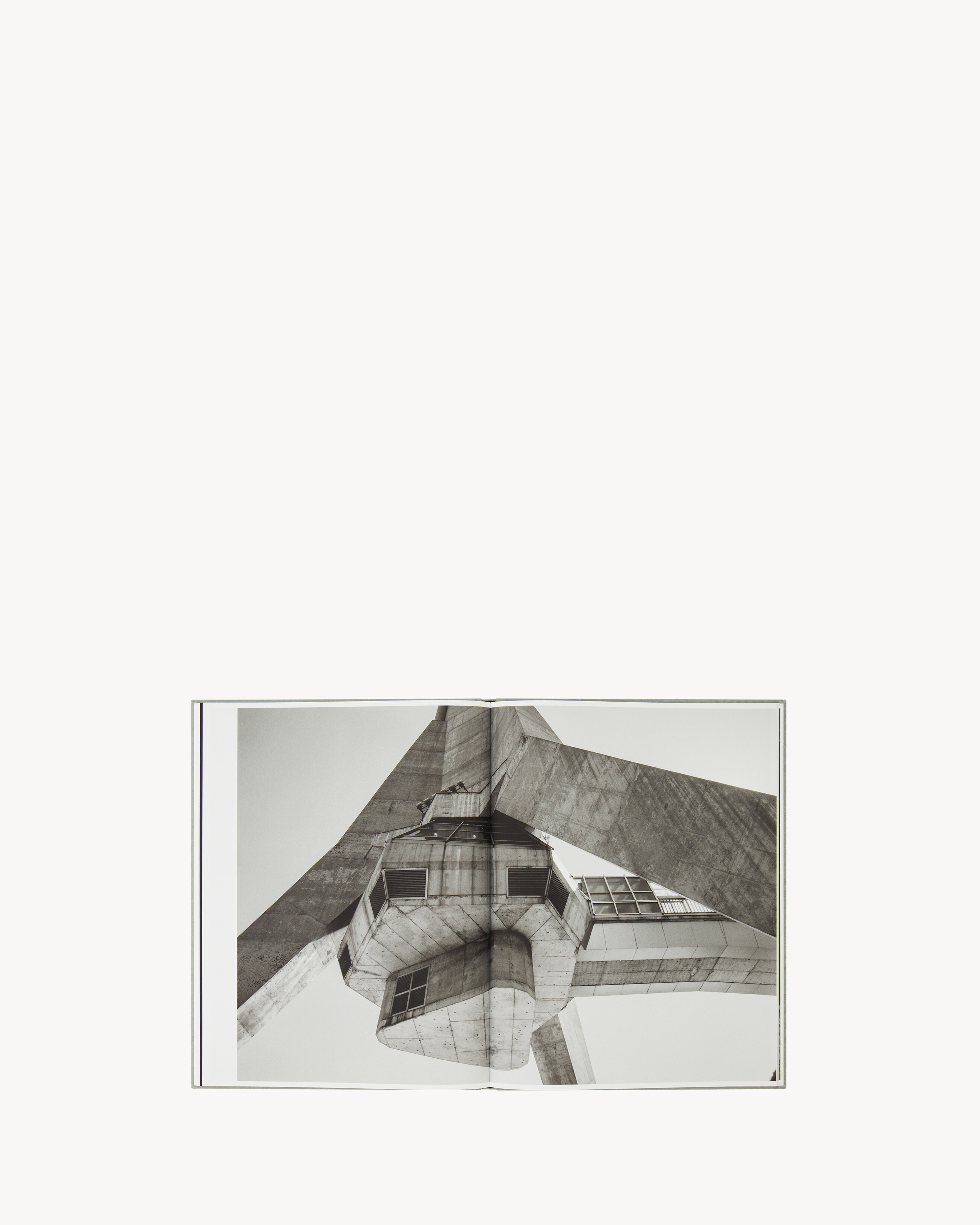 SL EDITIONS: SEBASTIEN ZANELLA, FOREVER OUTSIDER