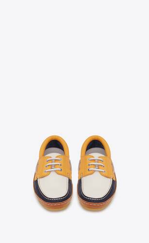 ashe boat shoes in smooth leather