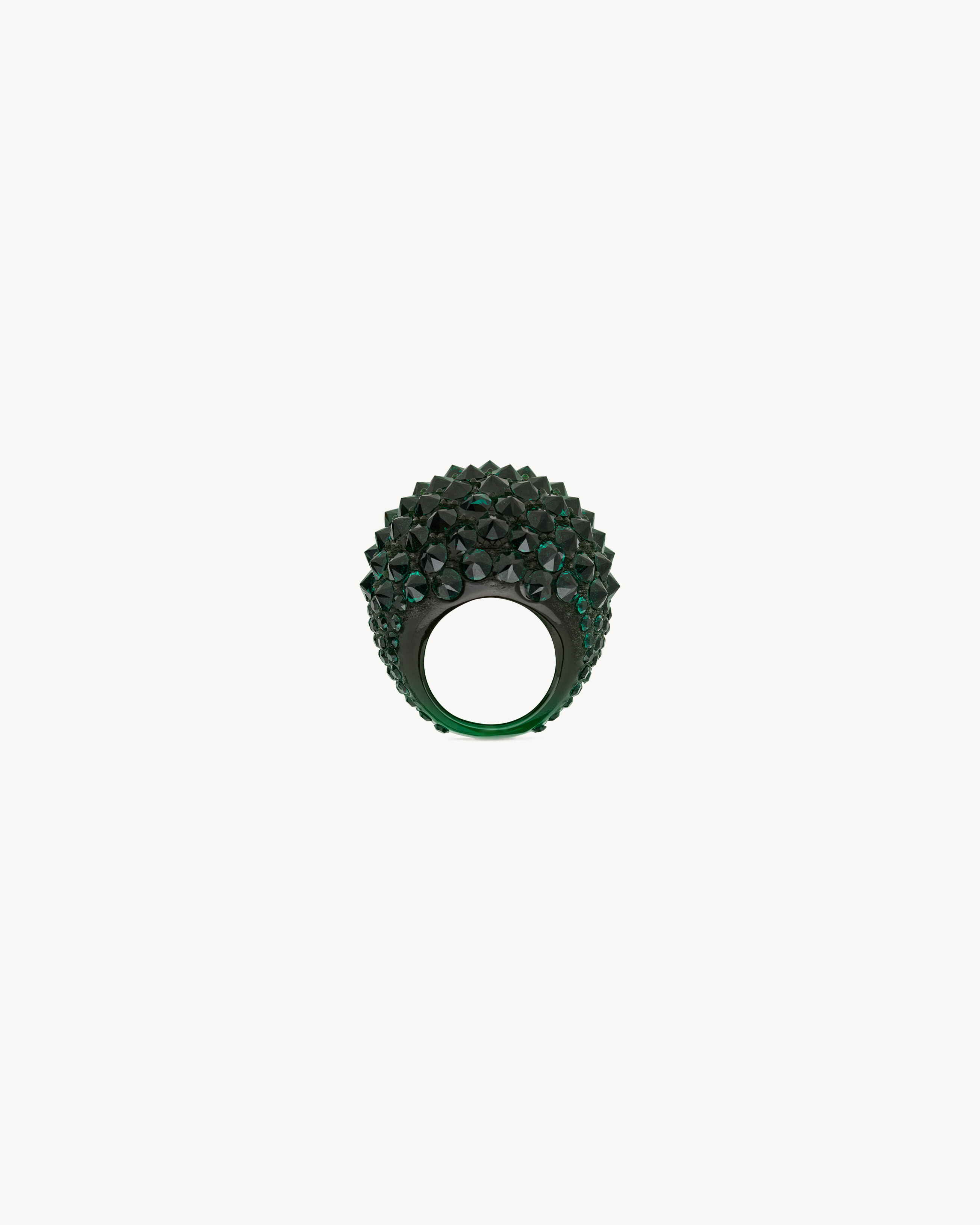 Anillo abovedado de cristal y resina con púas