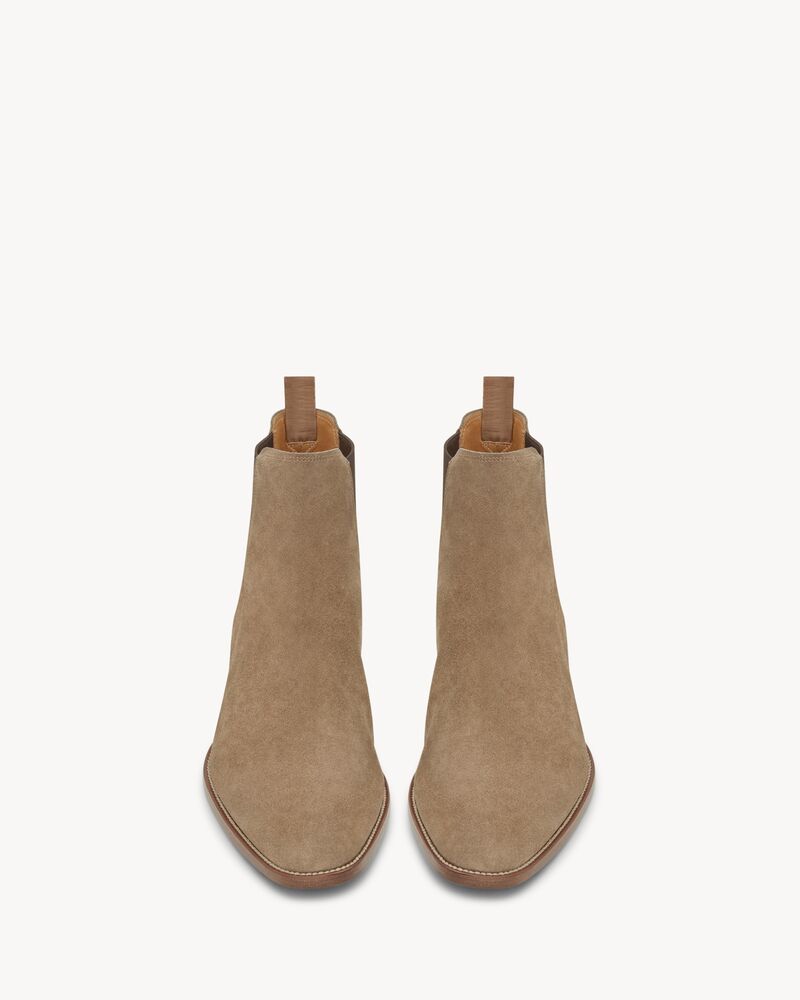 wyatt chelsea boots in suede