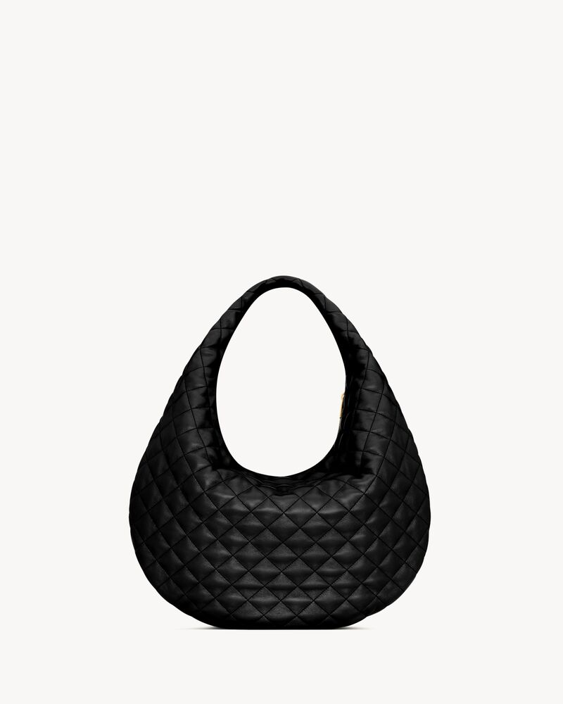 ICARE hobo in quilted nappa