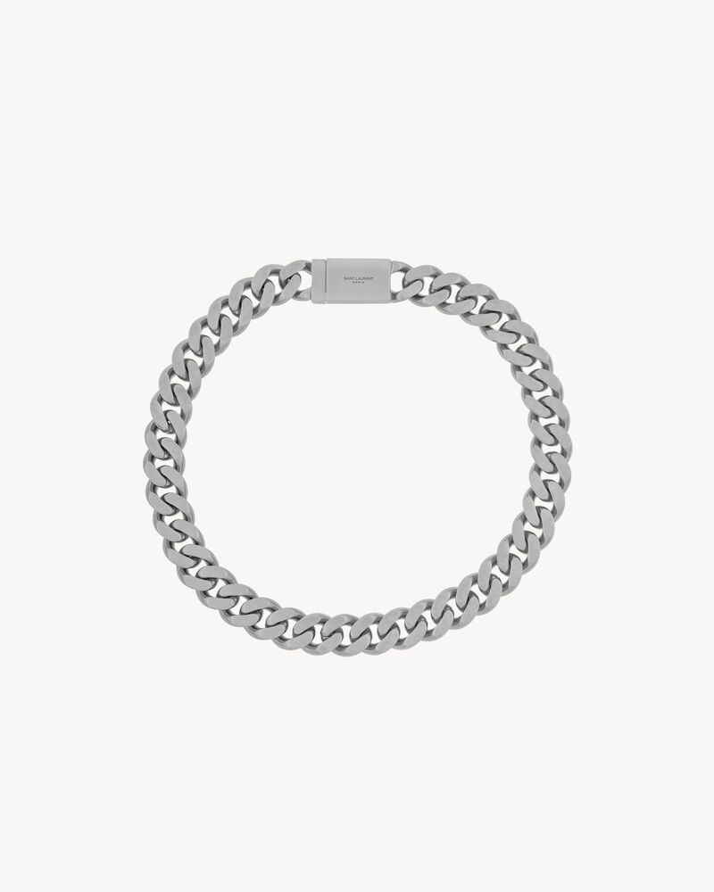Metal curb chain necklace
