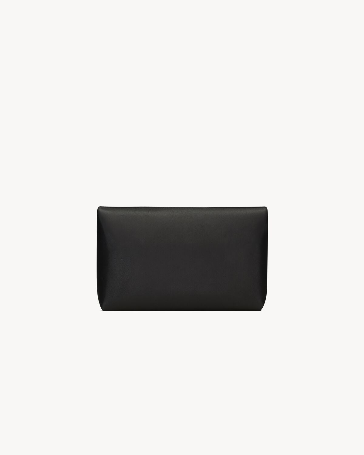 CASSANDRE petite pochette enveloppe en cuir d’agneau