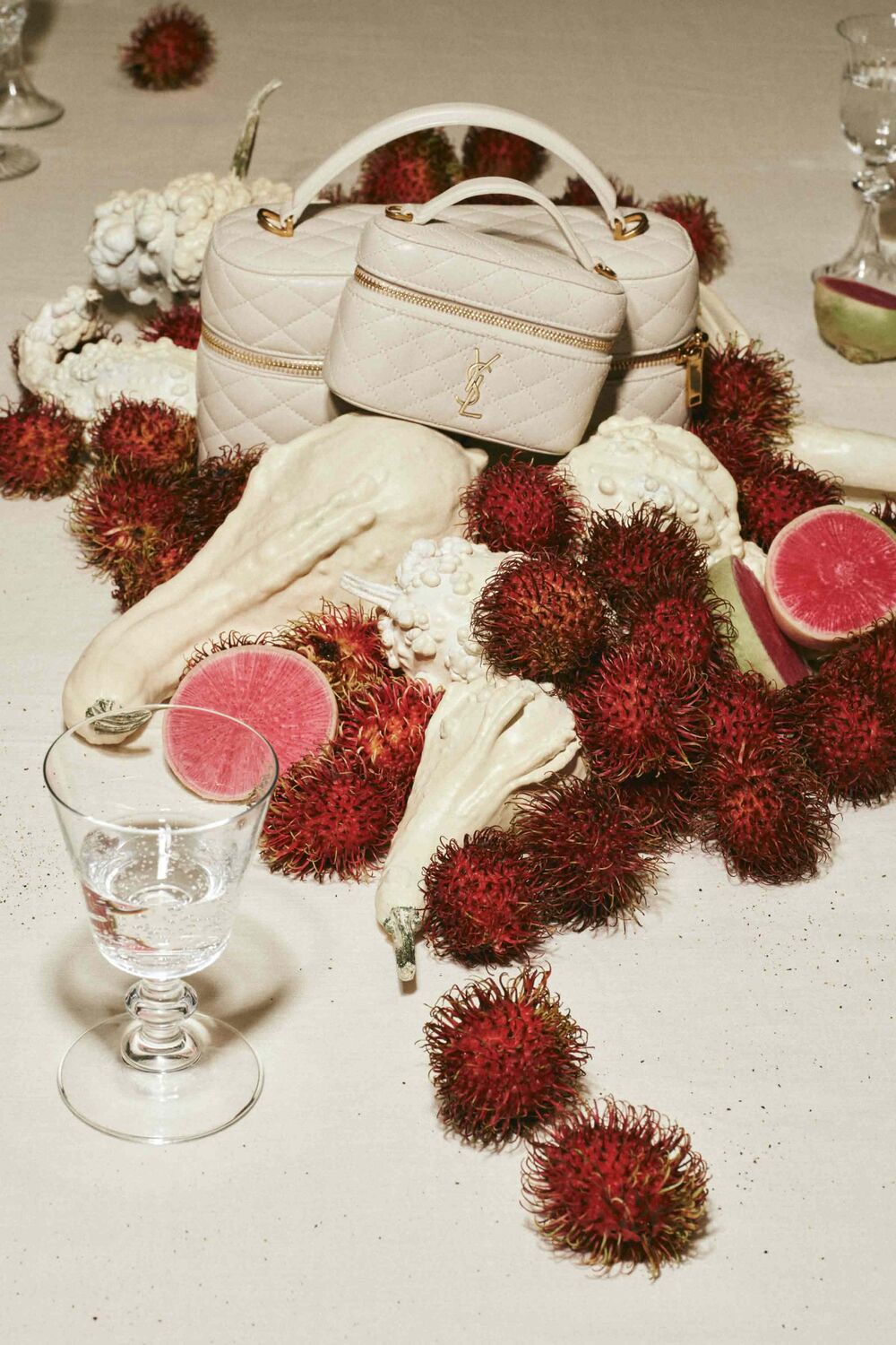 GIFTS SHOP END OF YEAR > Single 2