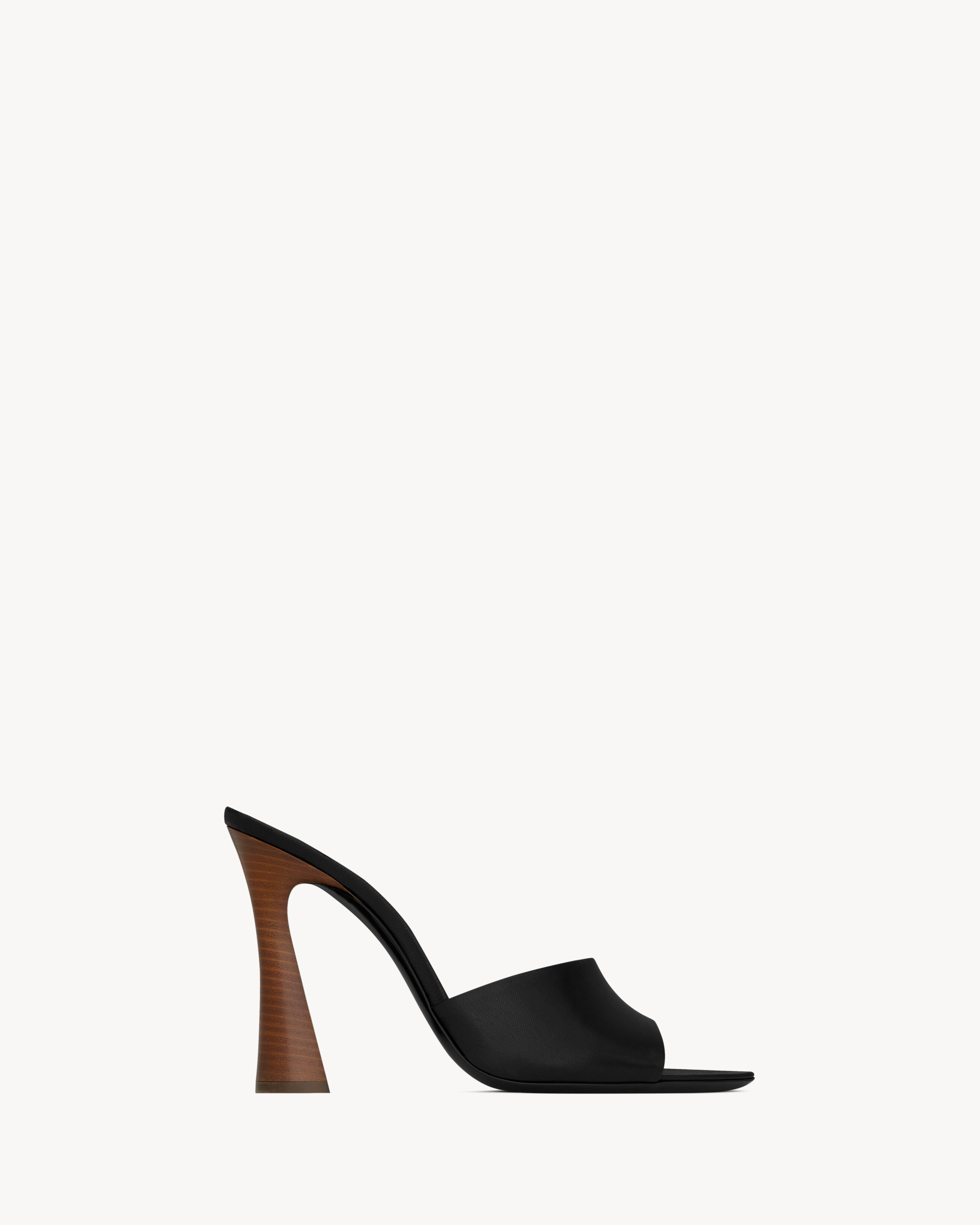 Suite mules in smooth leather