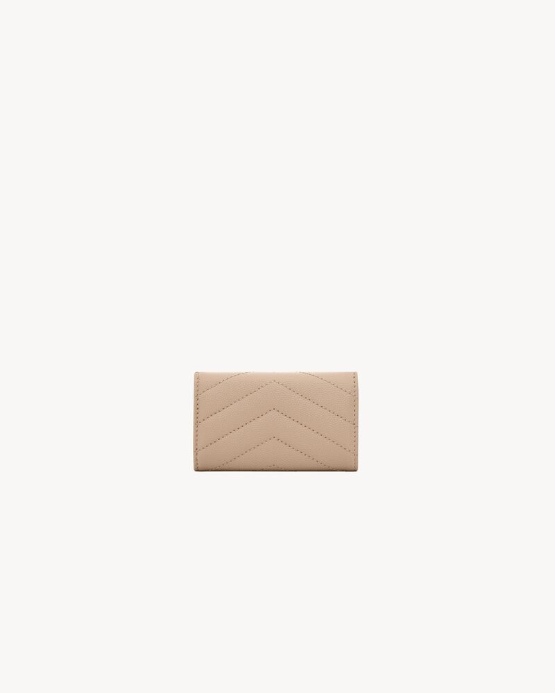 Cassandre matelassé slim key case in grain de poudre leather