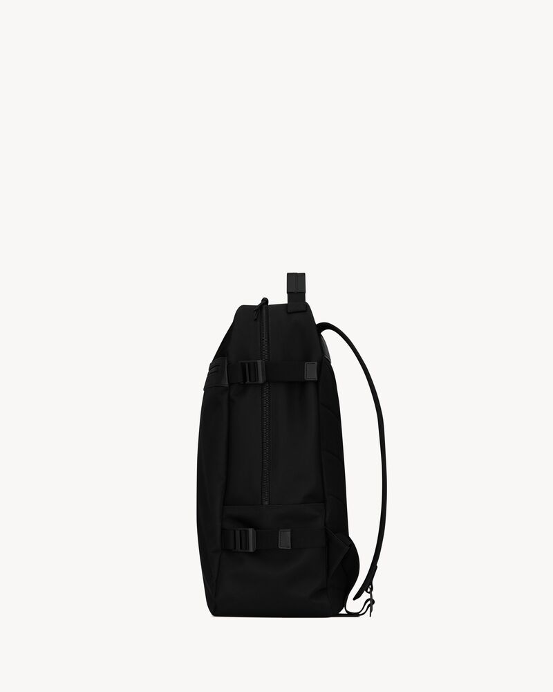 city trekking backpack in econyl®, smooth leather and nylon