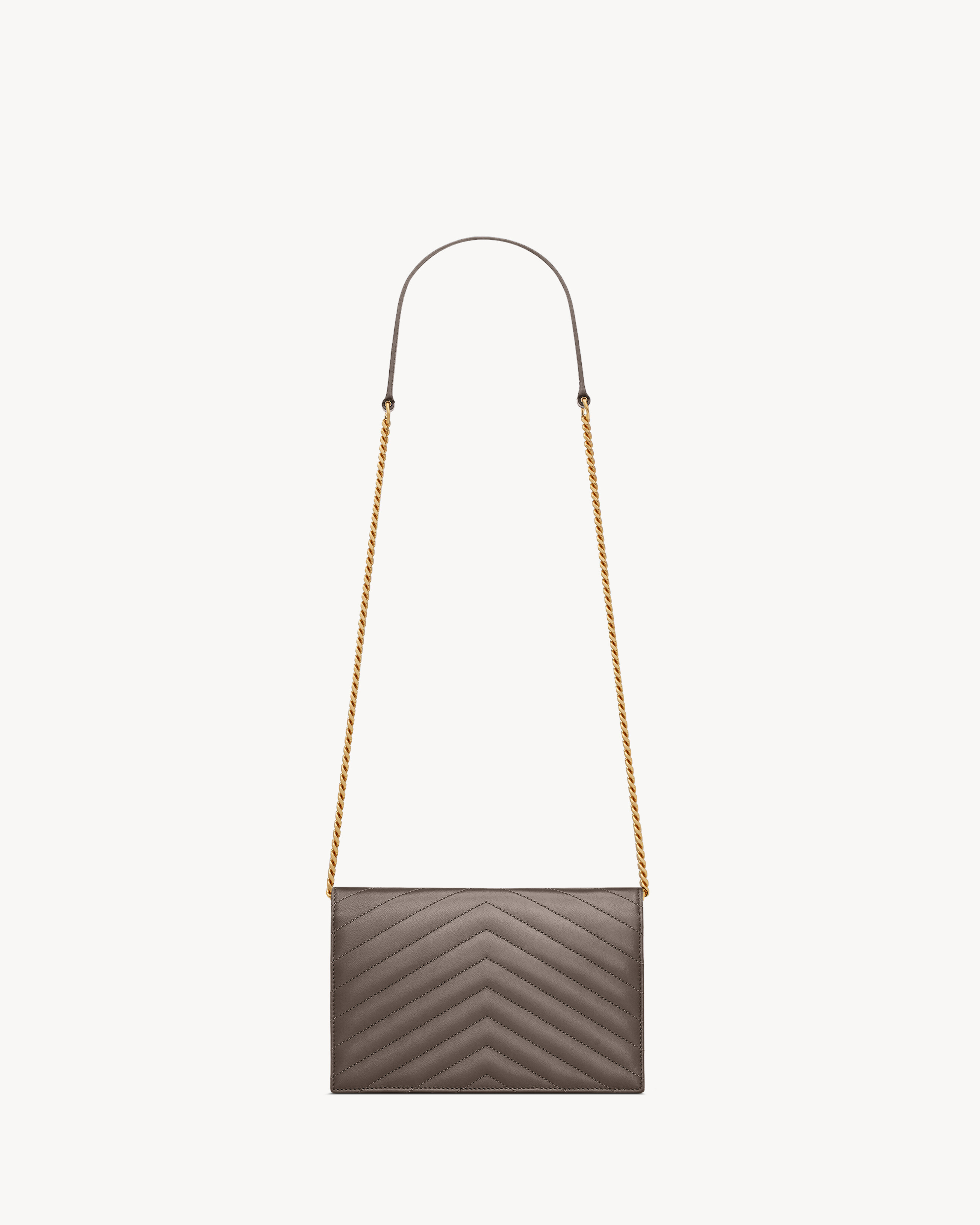 CASSANDRE envelope chain wallet in lambskin