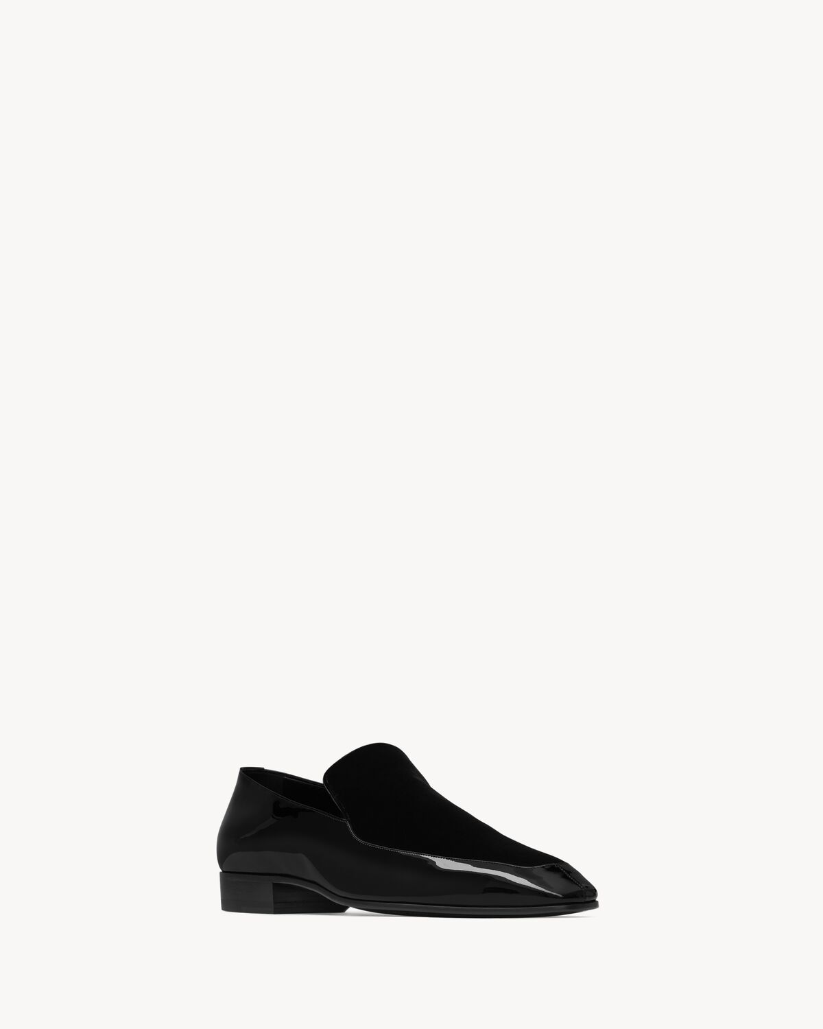 GABRIEL loafers in patent leather and velvet