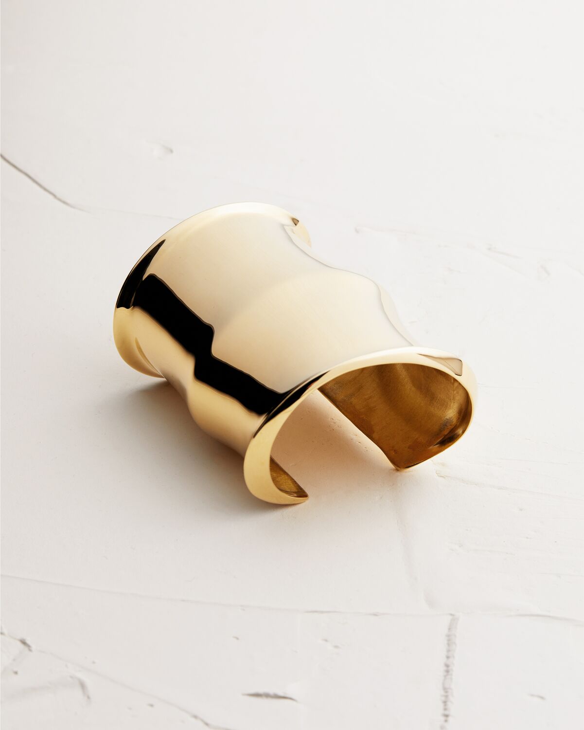 wide bamboo cuff in 18k yellow gold