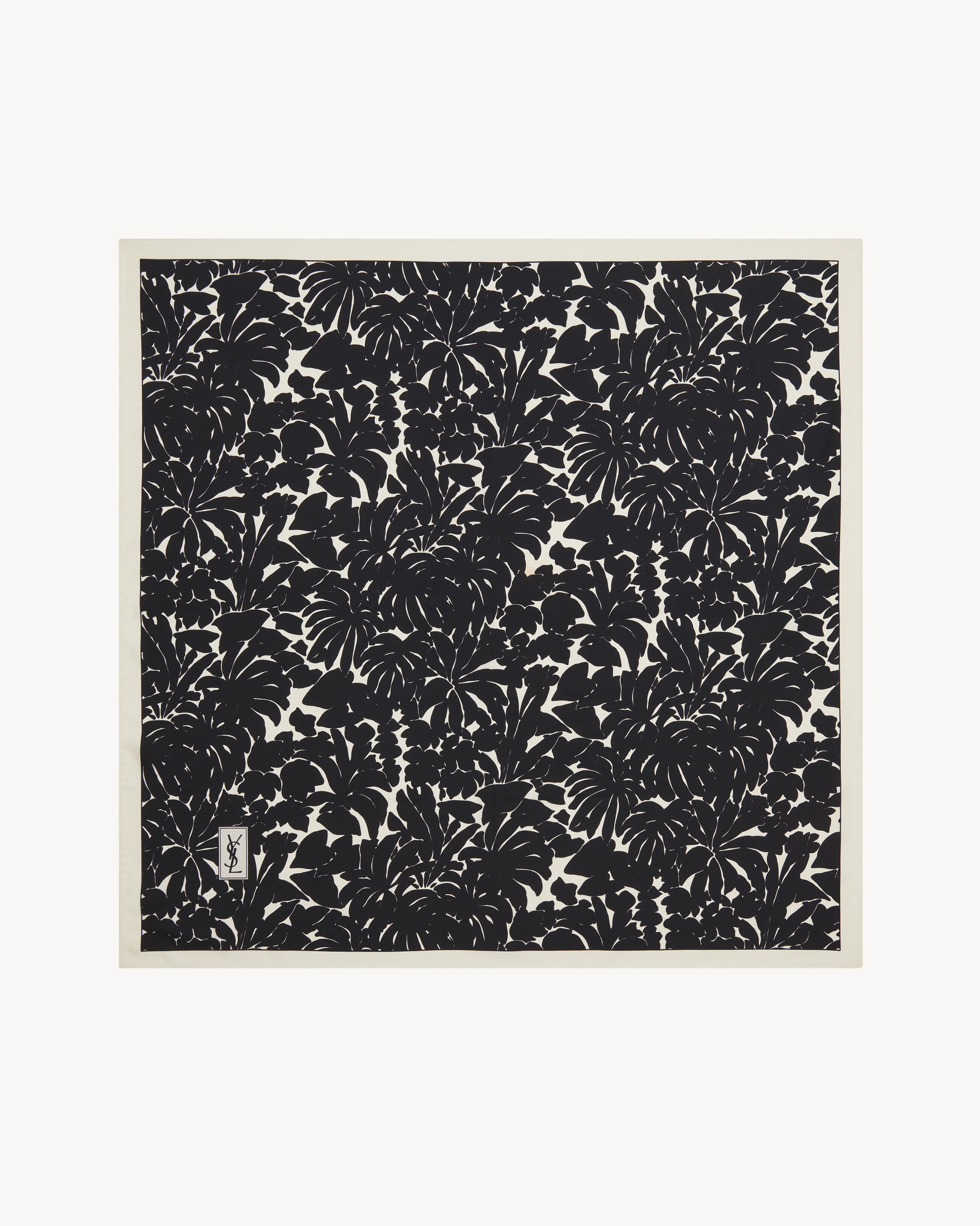 square scarf in leaves print silk twill