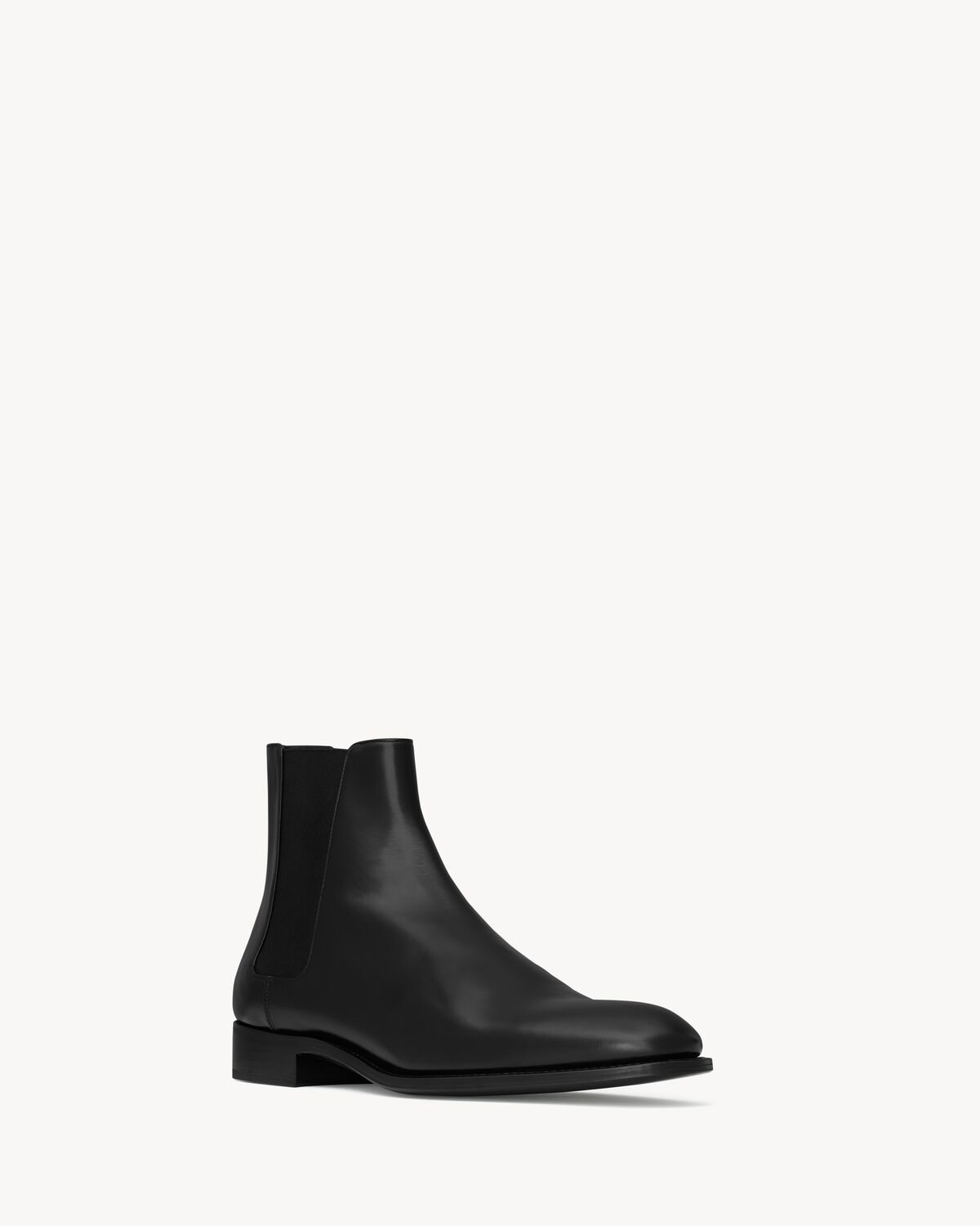 adrien chelsea boots in box saint laurent leather