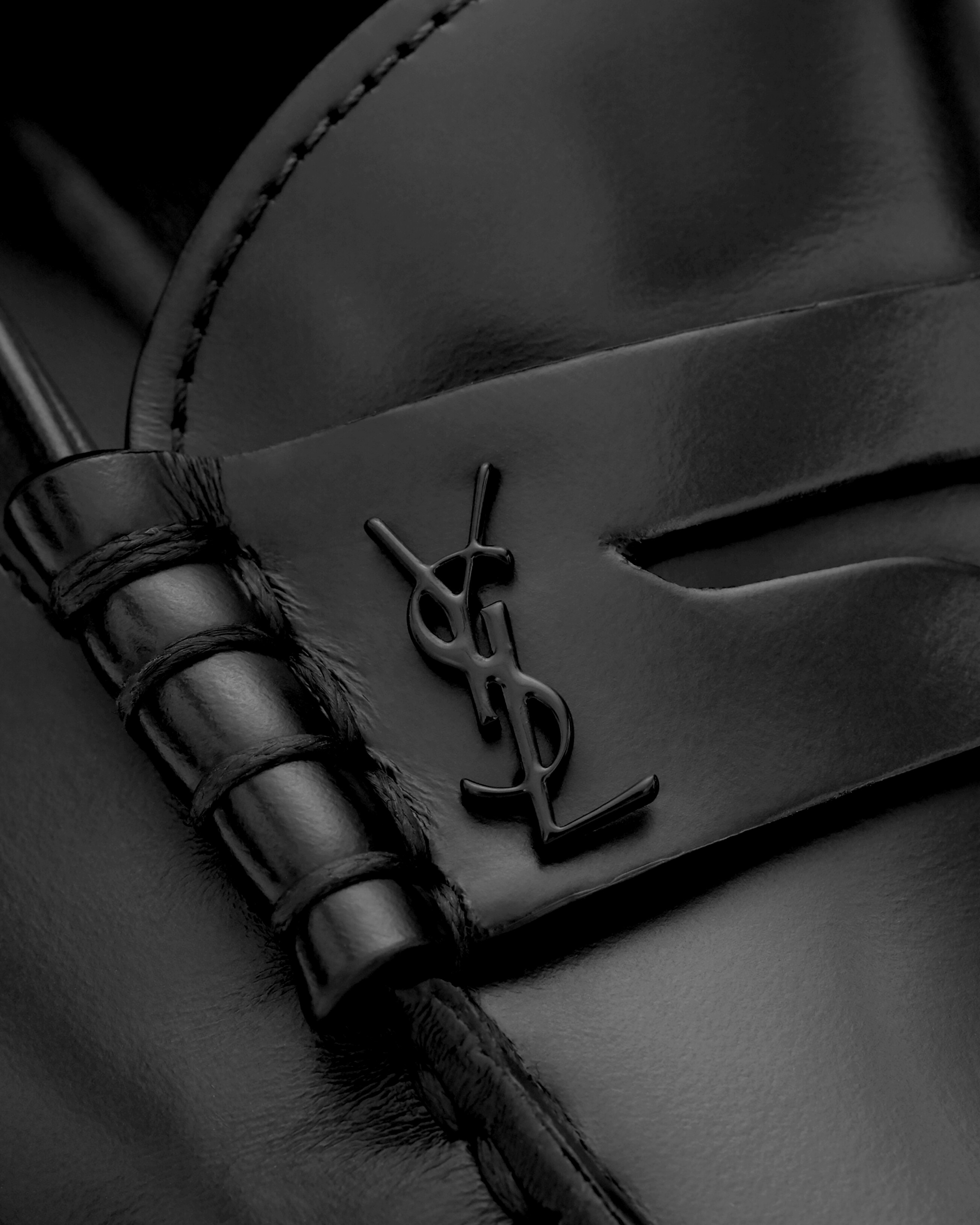 LE LOAFER classic penny slippers in glazed leather