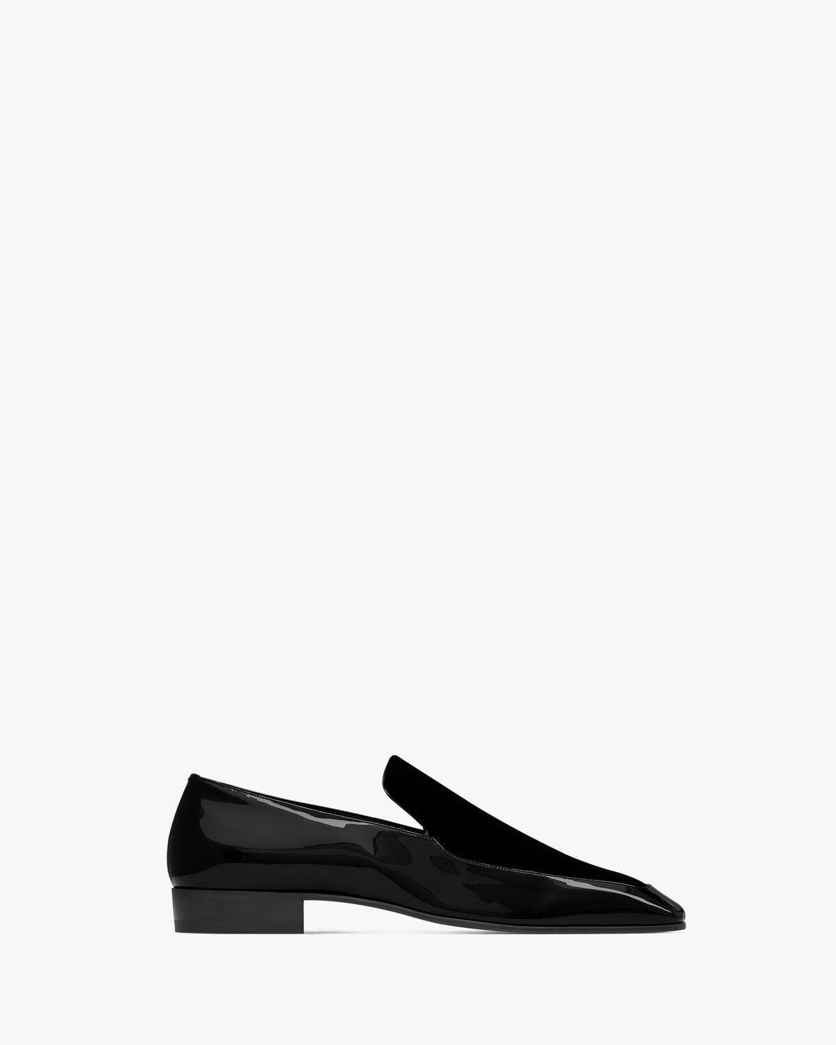 GABRIEL loafers in patent leather and velvet