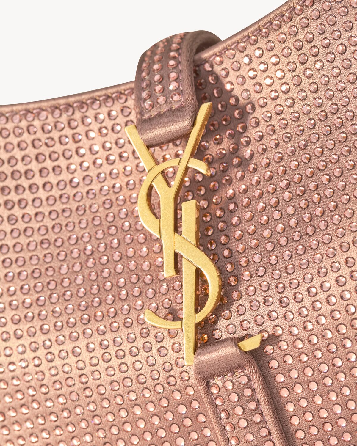 생로랑 새틴과 크리스털 소재의 MINI LE 5 À 7 숄더백 710318FADXV5745