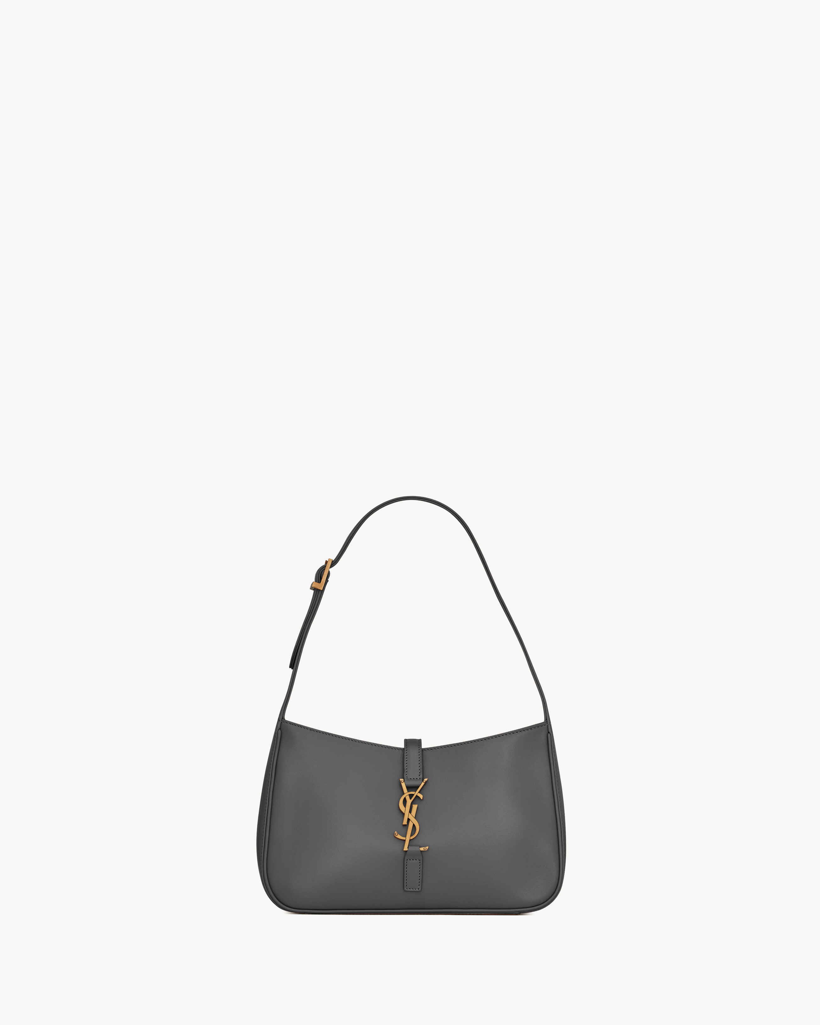 LE 5 À 7 in smooth leather