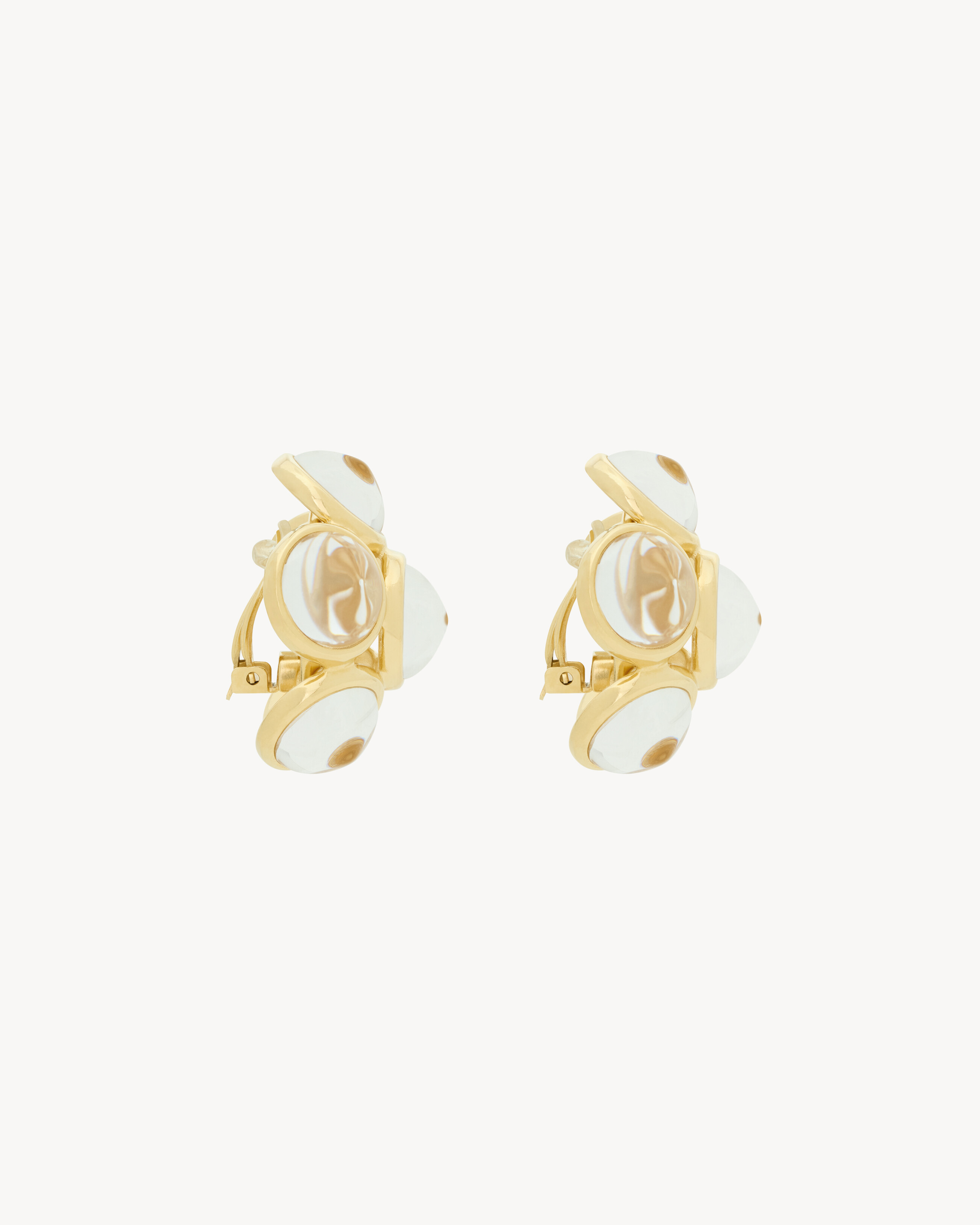 Pendientes en forma de flor de resina y metal