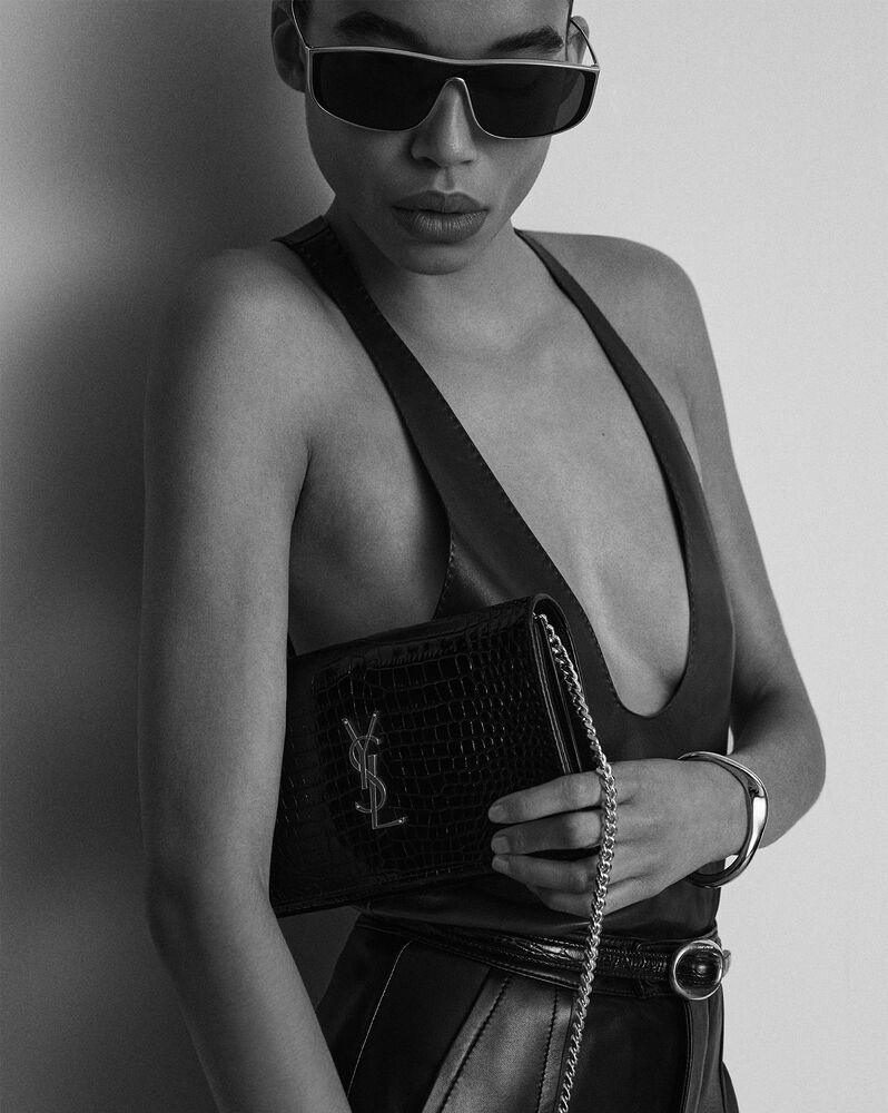 CASSANDRE chain wallet in crocodile-embossed shiny leather