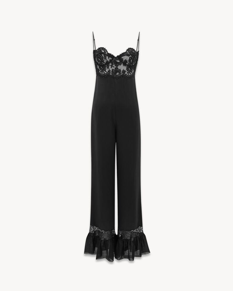 Jumpsuit aus Seidensatin und Spitze