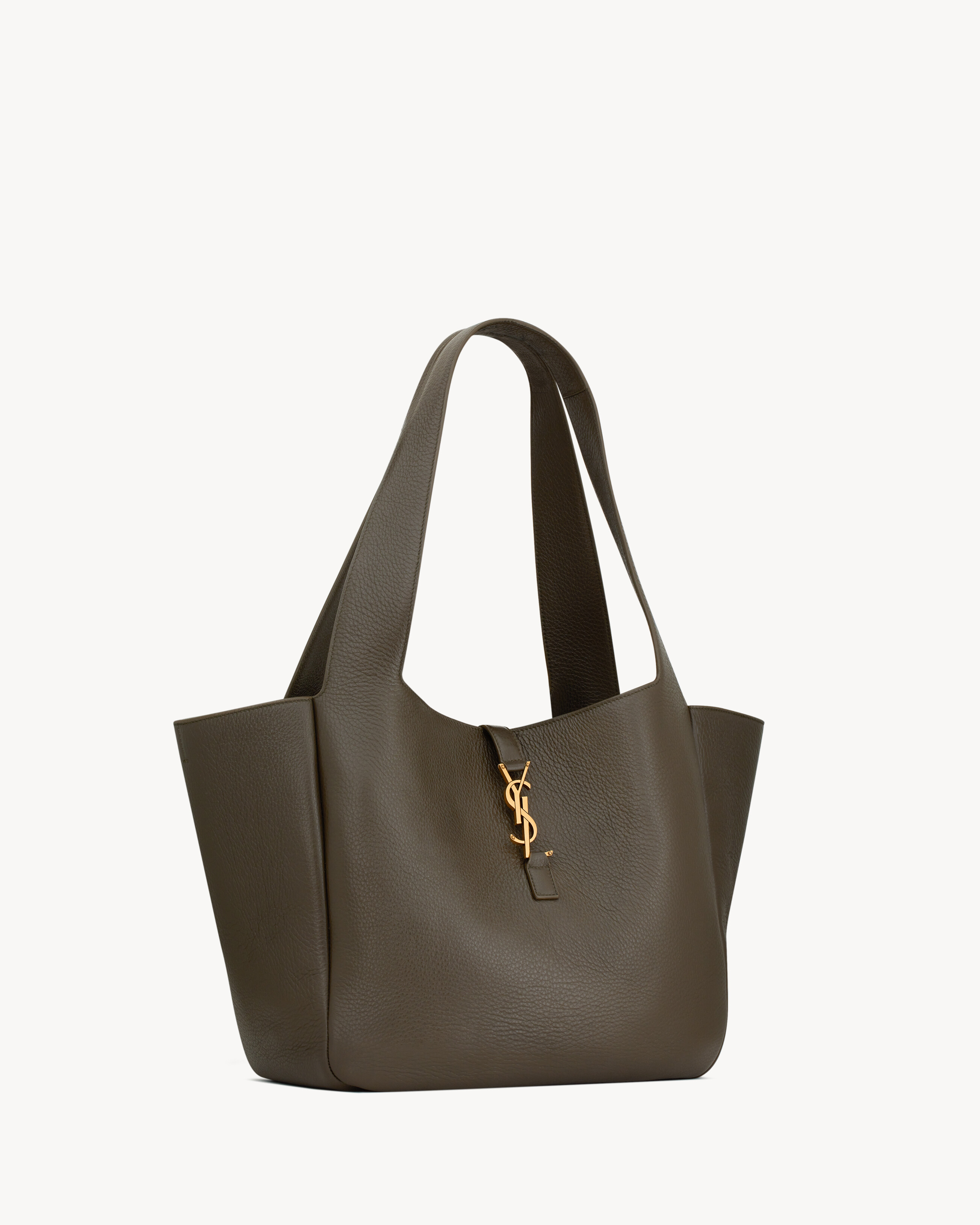 LE 5 À 7 BEA in grained leather